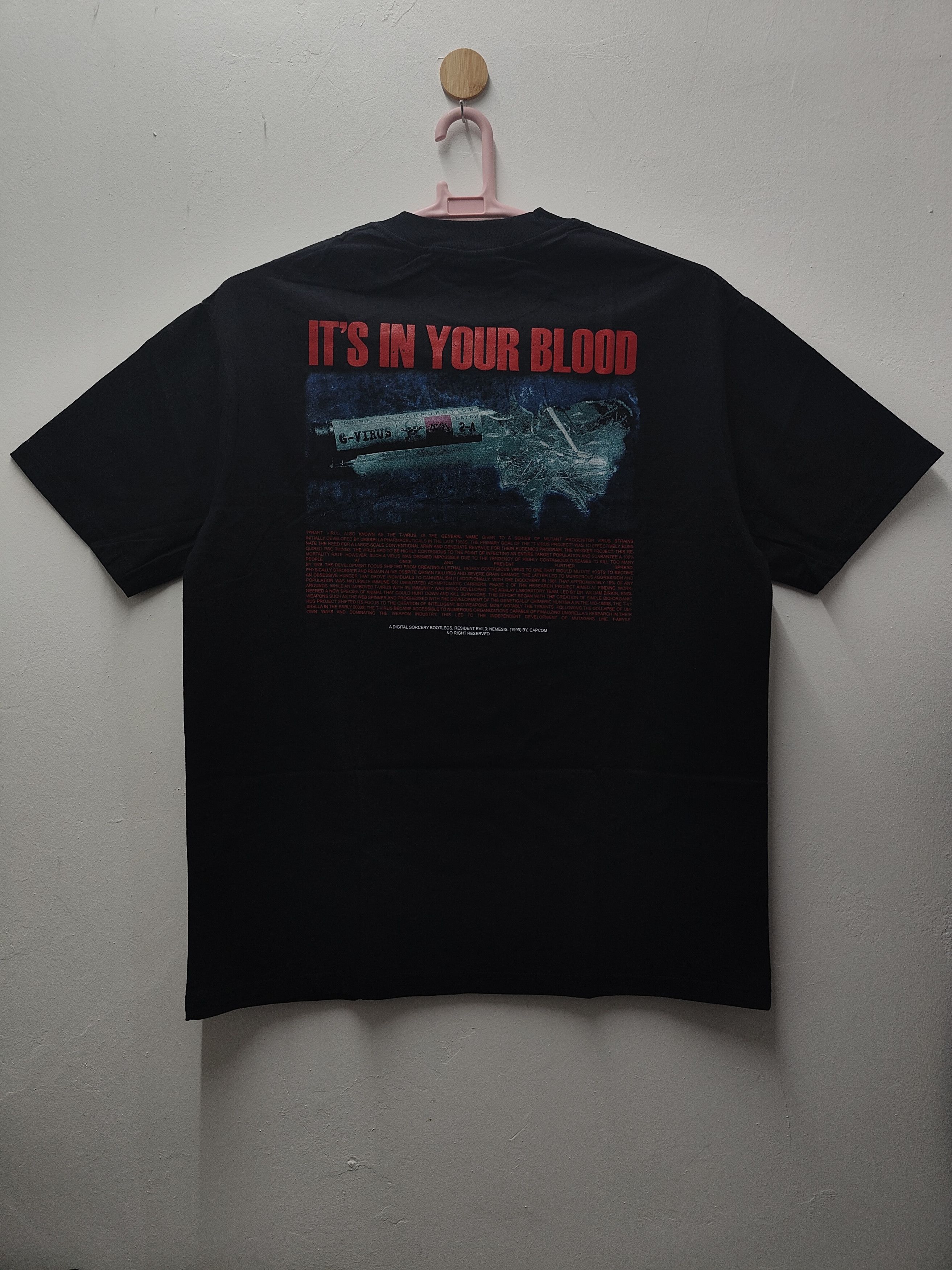 Playstation Resident Evil 3 Nemesis T-shirt Size US XL / EU 56 / 4 - 8 Thumbnail