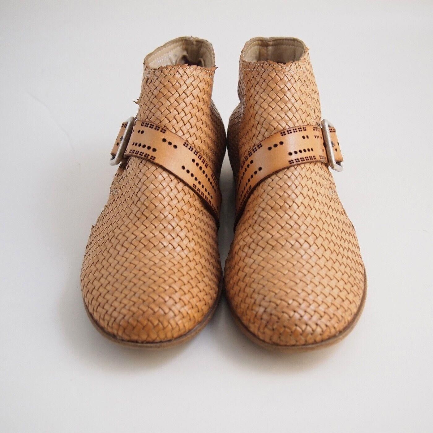 Designer INK I.N.K. Boots Buckle Beige Braided Leather US 7 EU 37 Size US 7 / IT 37 - 3 Thumbnail