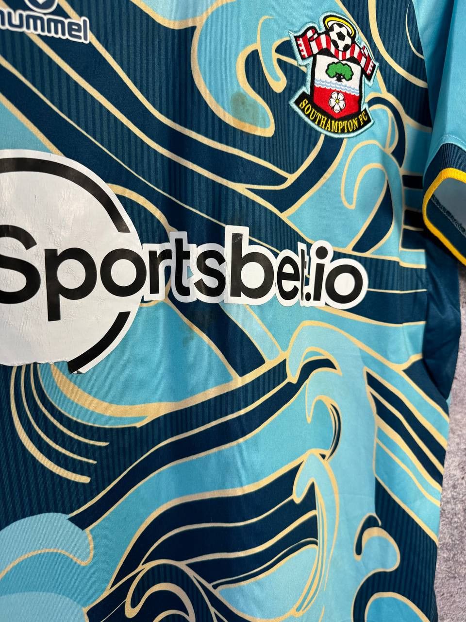 Hummel × Vintage Vintage Southampton 2022/23 Hummel Soccer Jersey Size US S / EU 44-46 / 1 - 10 Thumbnail