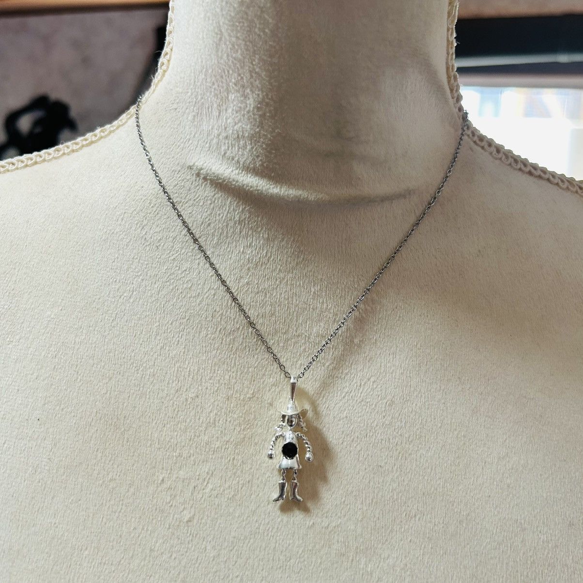 Handmade Handcrafted heavy silver cowgirl pendant on chain necklace Size ONE SIZE - 2 Thumbnail