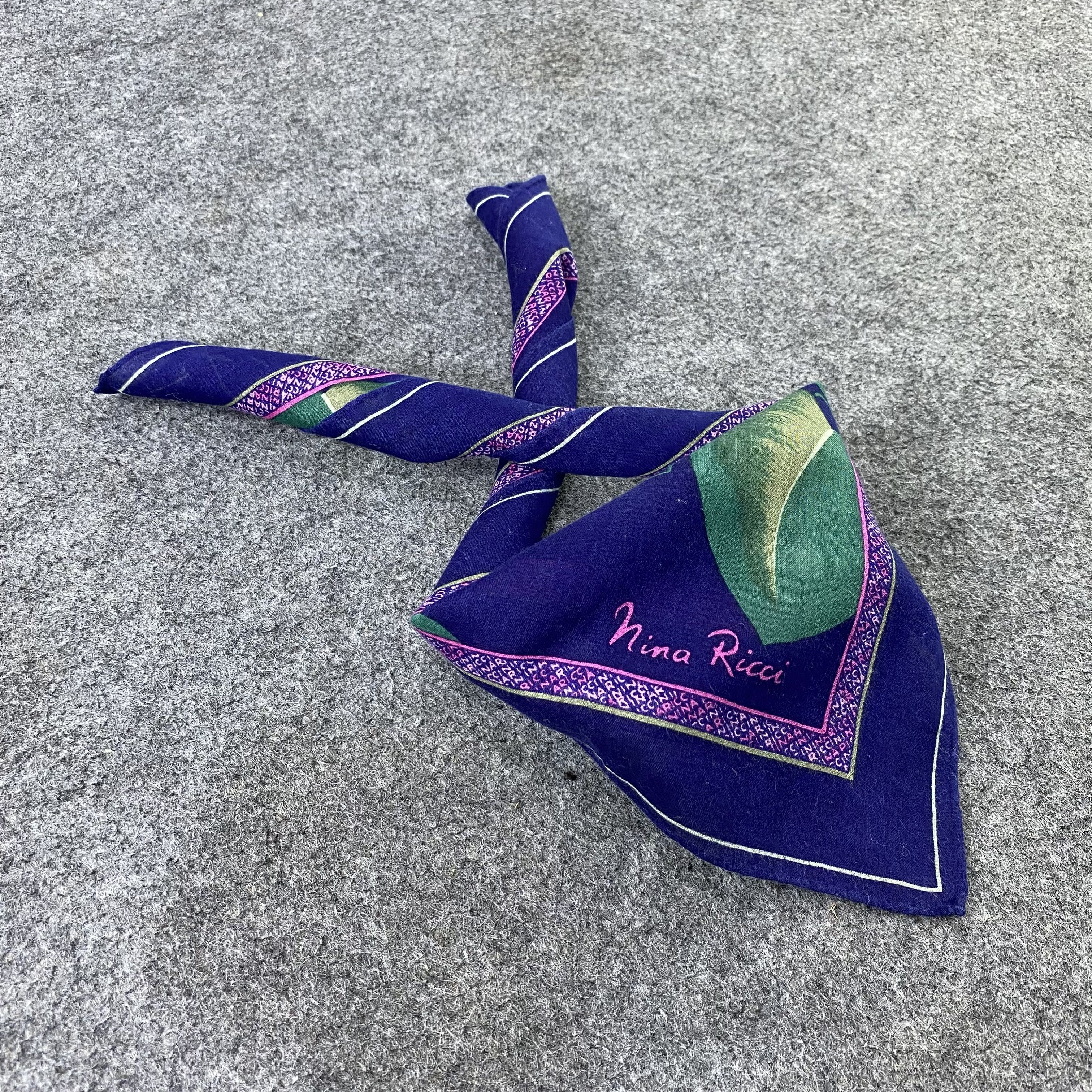 Nina Ricci Nina Ricci Handkerchief / Bandana / Neckerchief-B1352 Size ONE SIZE - 1 Thumbnail