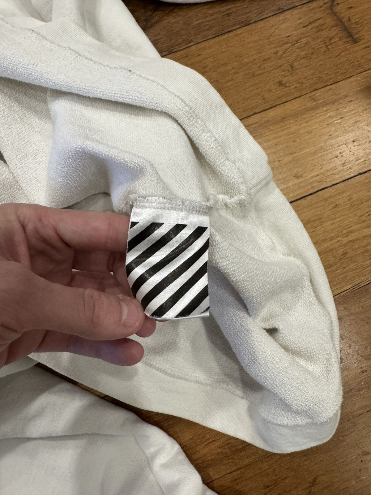 Off-White Off-White Caravaggio Hoodie Size US L / EU 52-54 / 3 - 7 Thumbnail