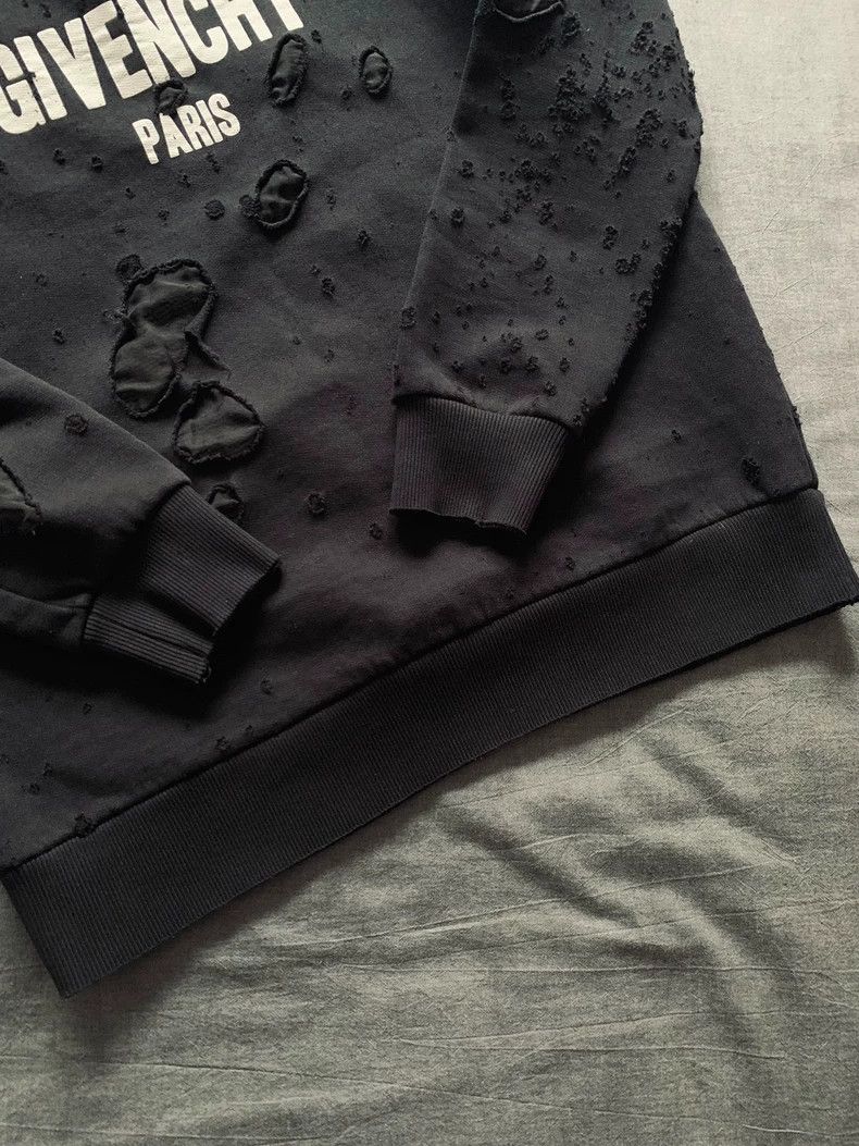 Givenchy Givenchy Double-layer ripped sweatshirt Size US M / EU 48-50 / 2 - 3 Thumbnail