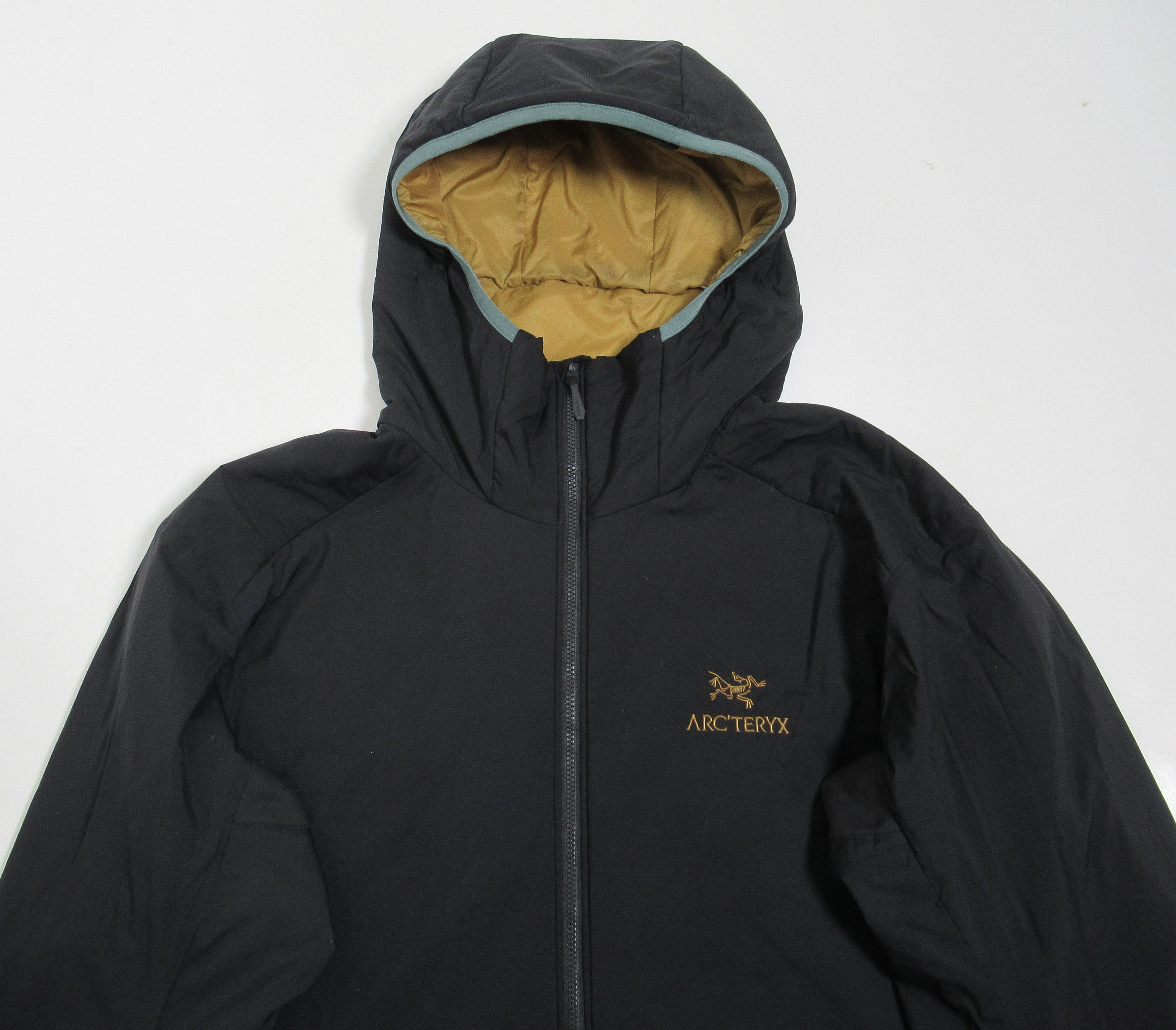 Arc'teryx Arc'teryx Women's Atom Hoody Jacket Dark Magic Size XL Size XL / US 12-14 / IT 48-50 - 2 Thumbnail