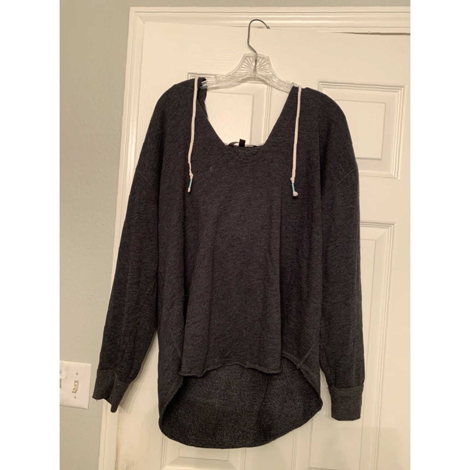 Victoria's Secret VINTAGE Victoria’s Secret V-Neck Hoodie Women Large Smoke Gray With Wings Size L / US 10 / IT 46 - 2 Thumbnail