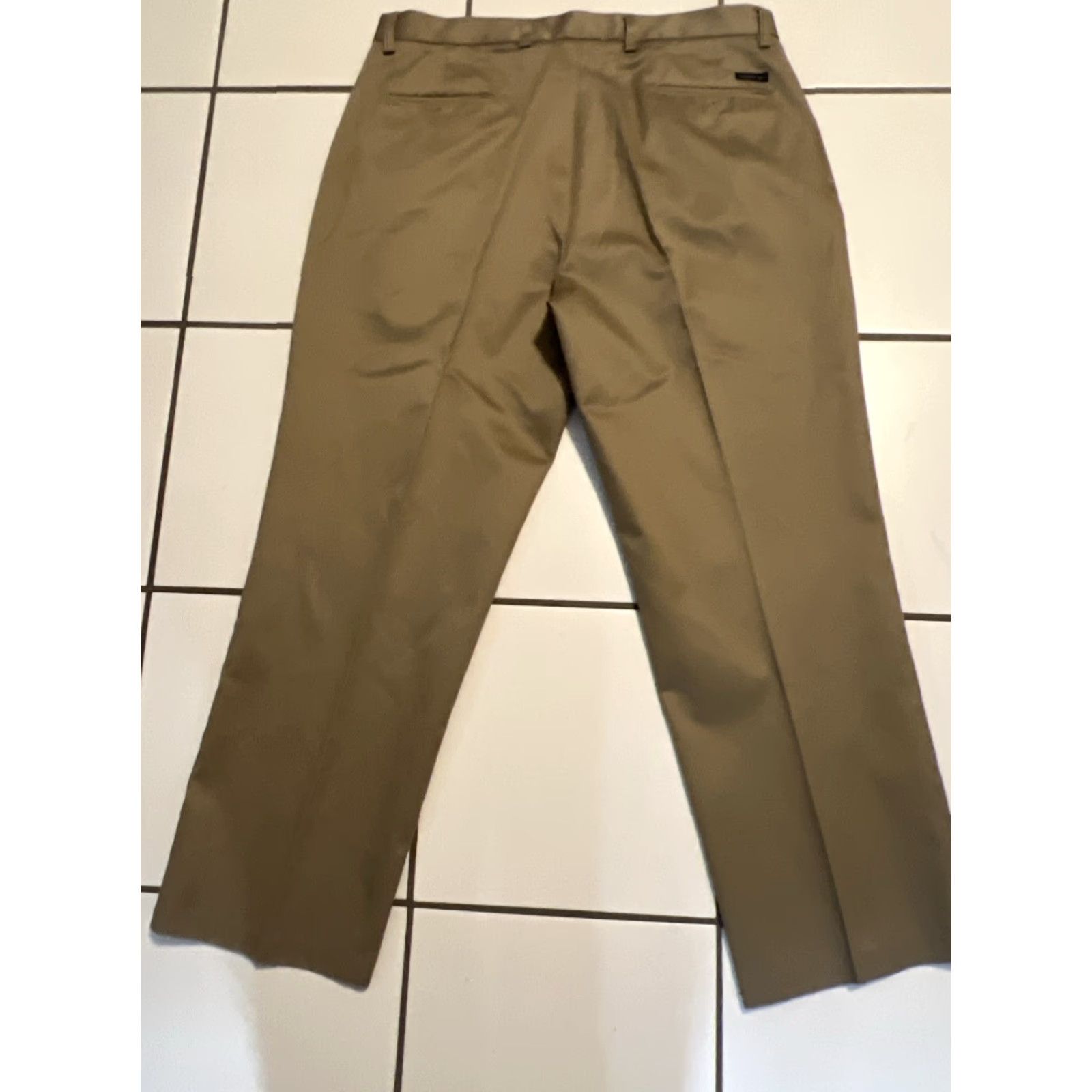 Dockers DOCKERS Chino Pants Men Size 38x29 High Rise Classic Fit Casual Workwear Khaki Cotton Size US 38 / EU 54 - 2 Thumbnail