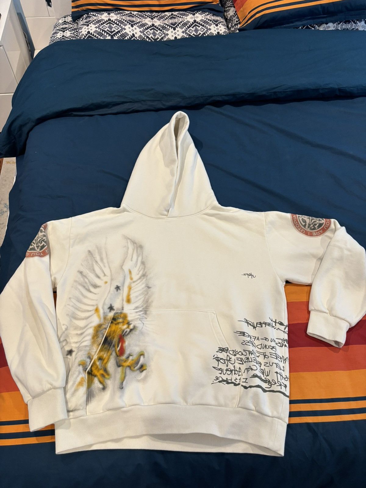 image of Travis Scott Utopia Tour Hoodie in White, Men's (Size XL)