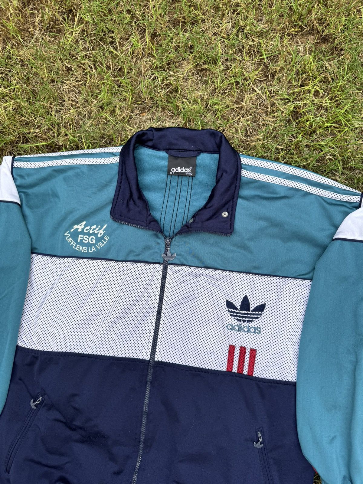 Adidas Adidas Originals vintage 90s blue and white track jacket Size US L / EU 52-54 / 3 - 4 Thumbnail