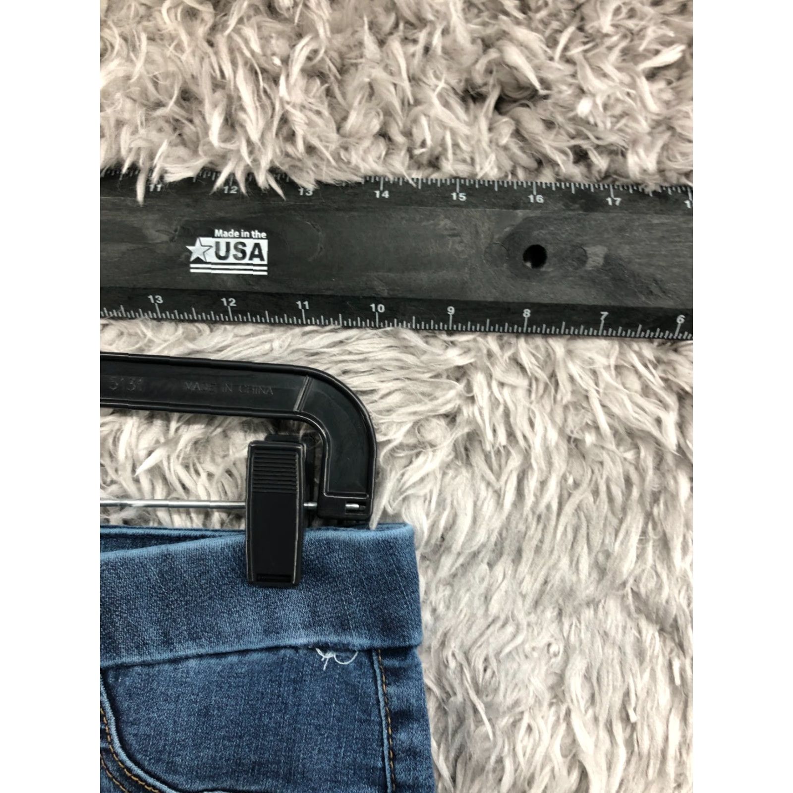 Vintage No Boundaries Jeans Size L Juniors Medium Wash Blue High Rise Regular Fit 28 in Inseam 27 in 5-Pocket Denim Skinny Womens Jeans Size 36" / US 14 / IT 50 - 2 Thumbnail