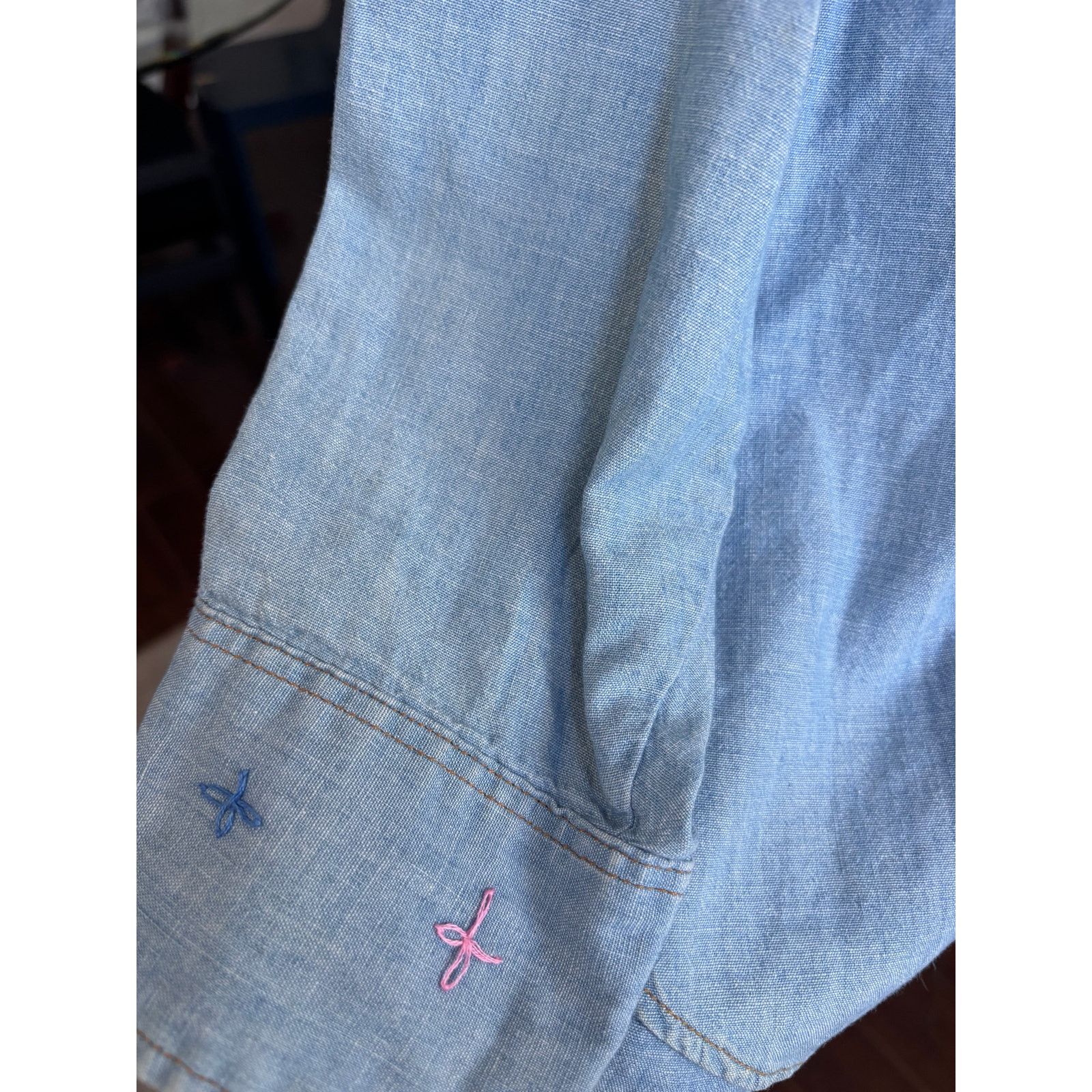 Levi's Levi’s Embroidered Denim Button Down Shirt L Size US L / EU 52-54 / 3 - 5 Thumbnail