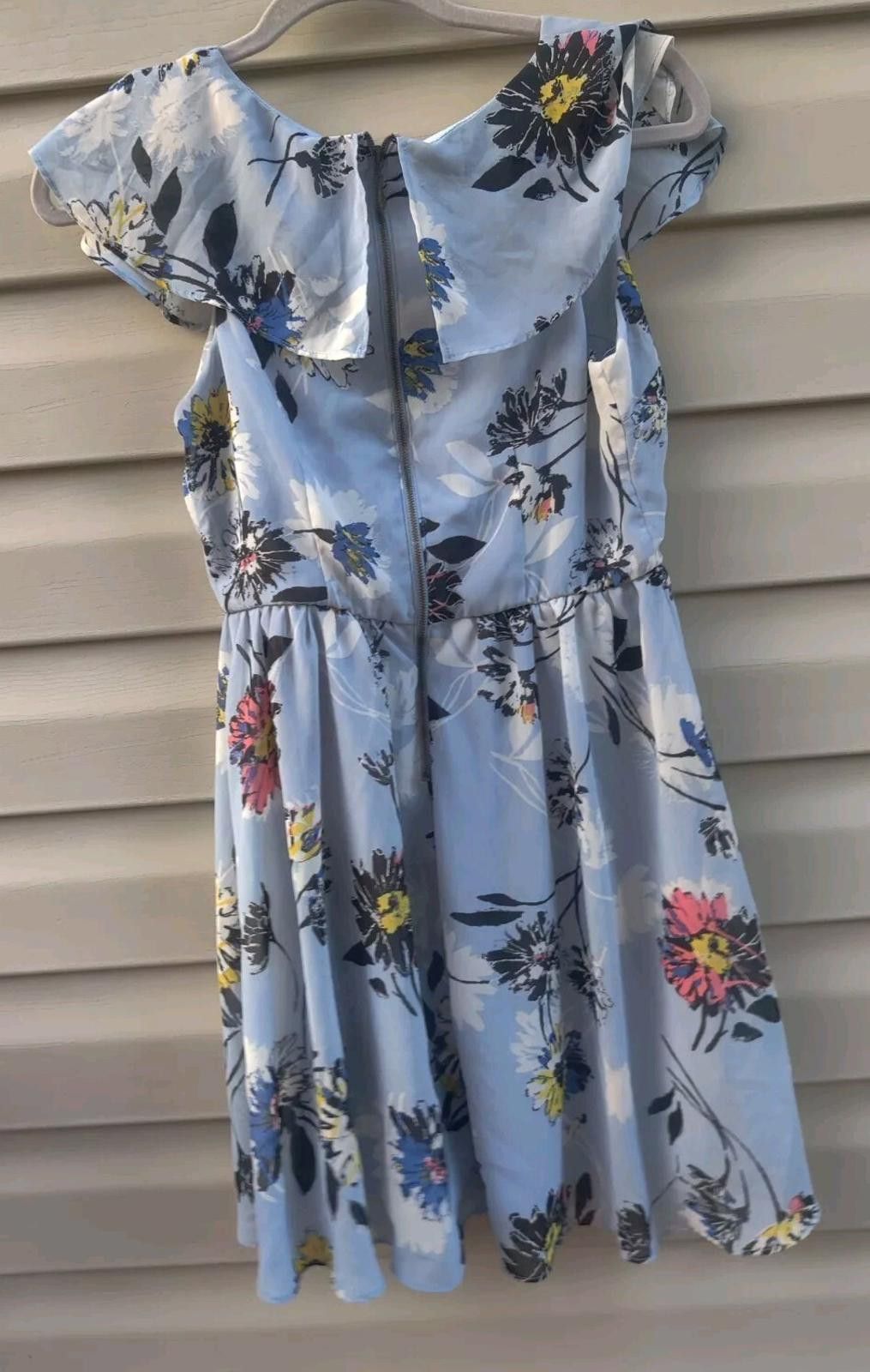 Other Xhilaration Womens Blue Floral Dress Size Medium M Beach flo Size 32" / US 10 / IT 46 - 9 Thumbnail