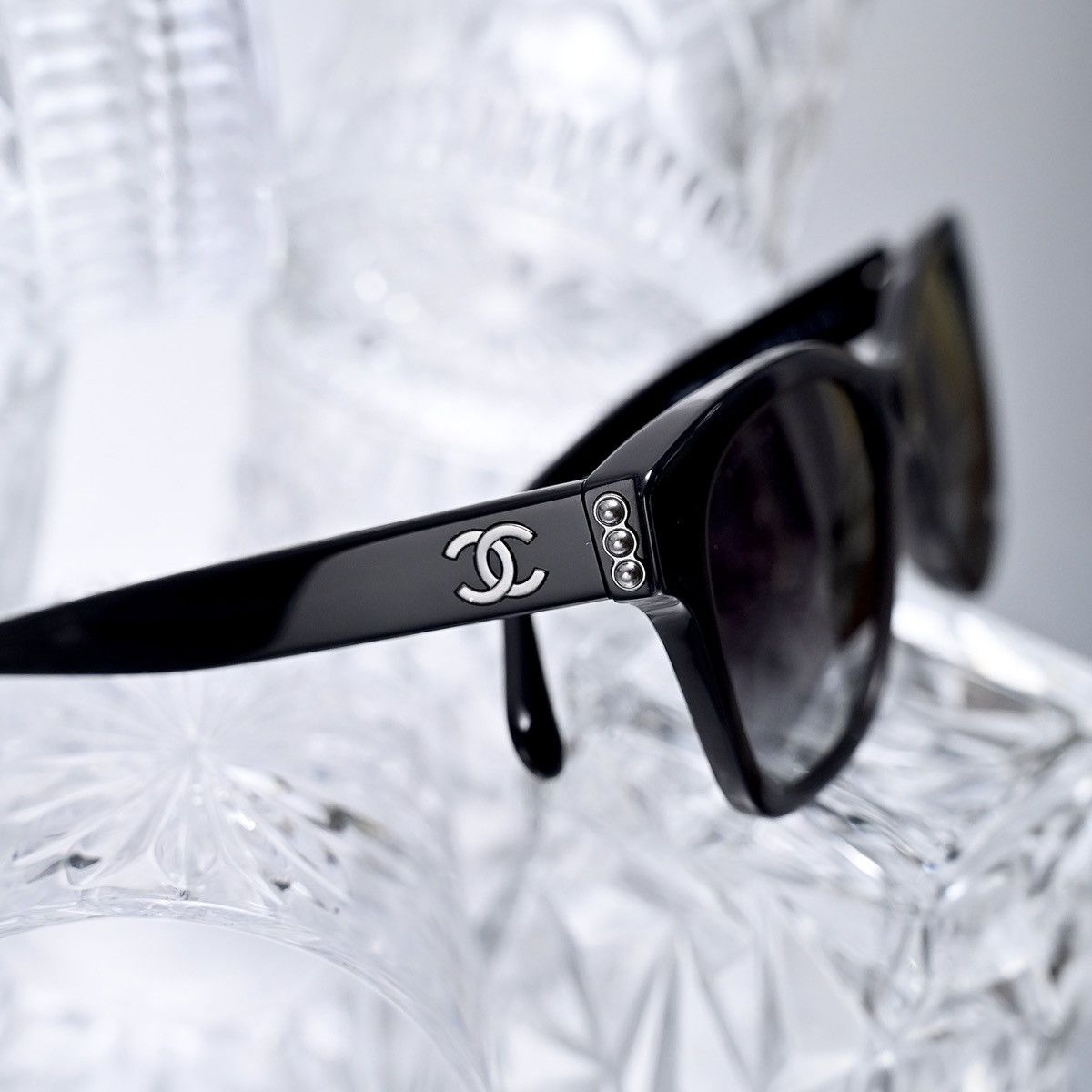 Chanel CHANEL 0CH5482H SUNGLASSES Size ONE SIZE - 4 Thumbnail
