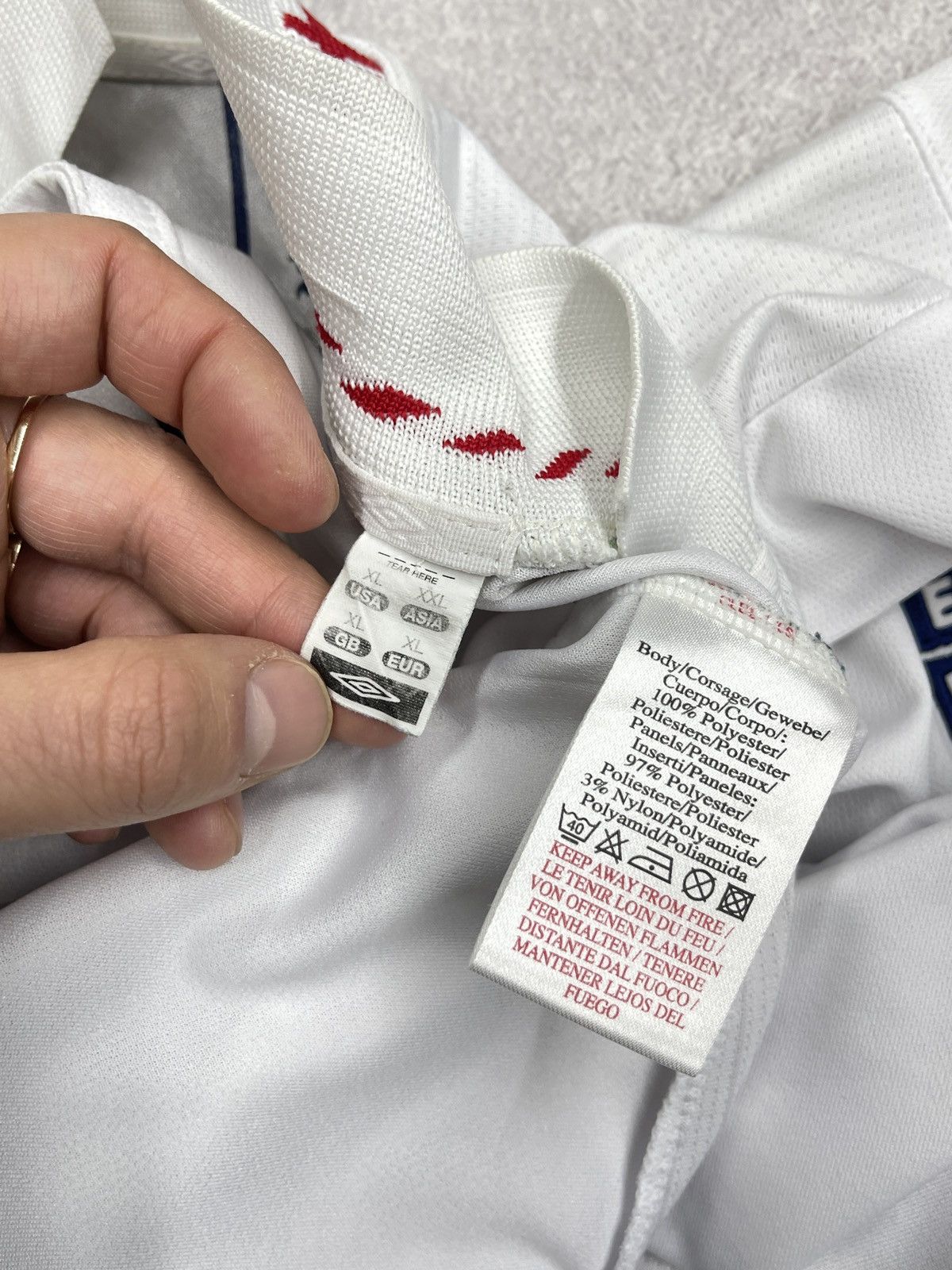 Umbro Vintage Umbro England Soccer Jersey White Football Official Size US XL / EU 56 / 4 - 9 Thumbnail