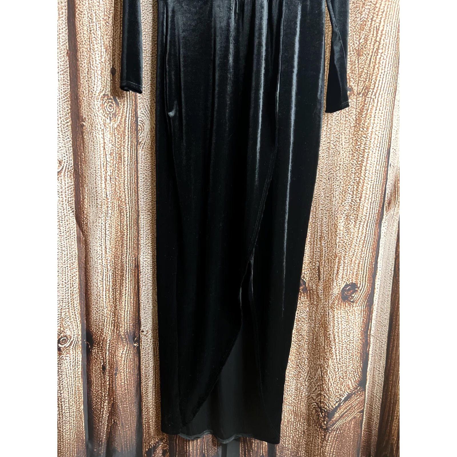 Velvet VINTAGE Velvet Maxi Dress Womens 1X Black K Glam Holidays New Years Dress Length Long A-Line Maxi 90s Retro Gothic Size XL / US 12-14 / IT 48-50 - 2 Thumbnail
