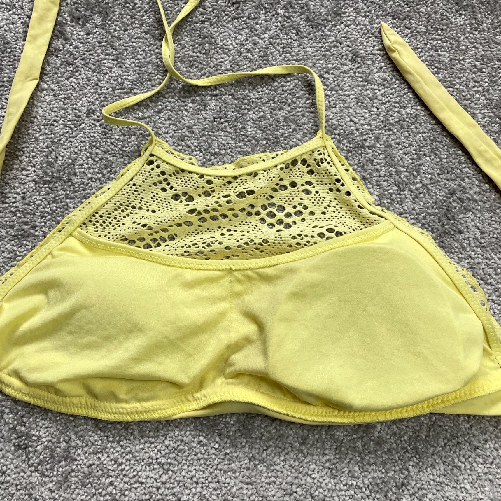 Mossimo Mossimo Swimwear Bikini Top Womens XL Yellow Lace Halter Padded Summer Beach Size XL / US 12-14 / IT 48-50 - 4 Thumbnail