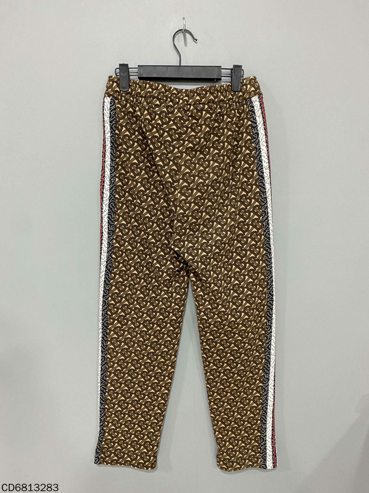 Burberry Burberry Pants 26 Women Size 26" / US 2 / IT 38 - 1 Thumbnail