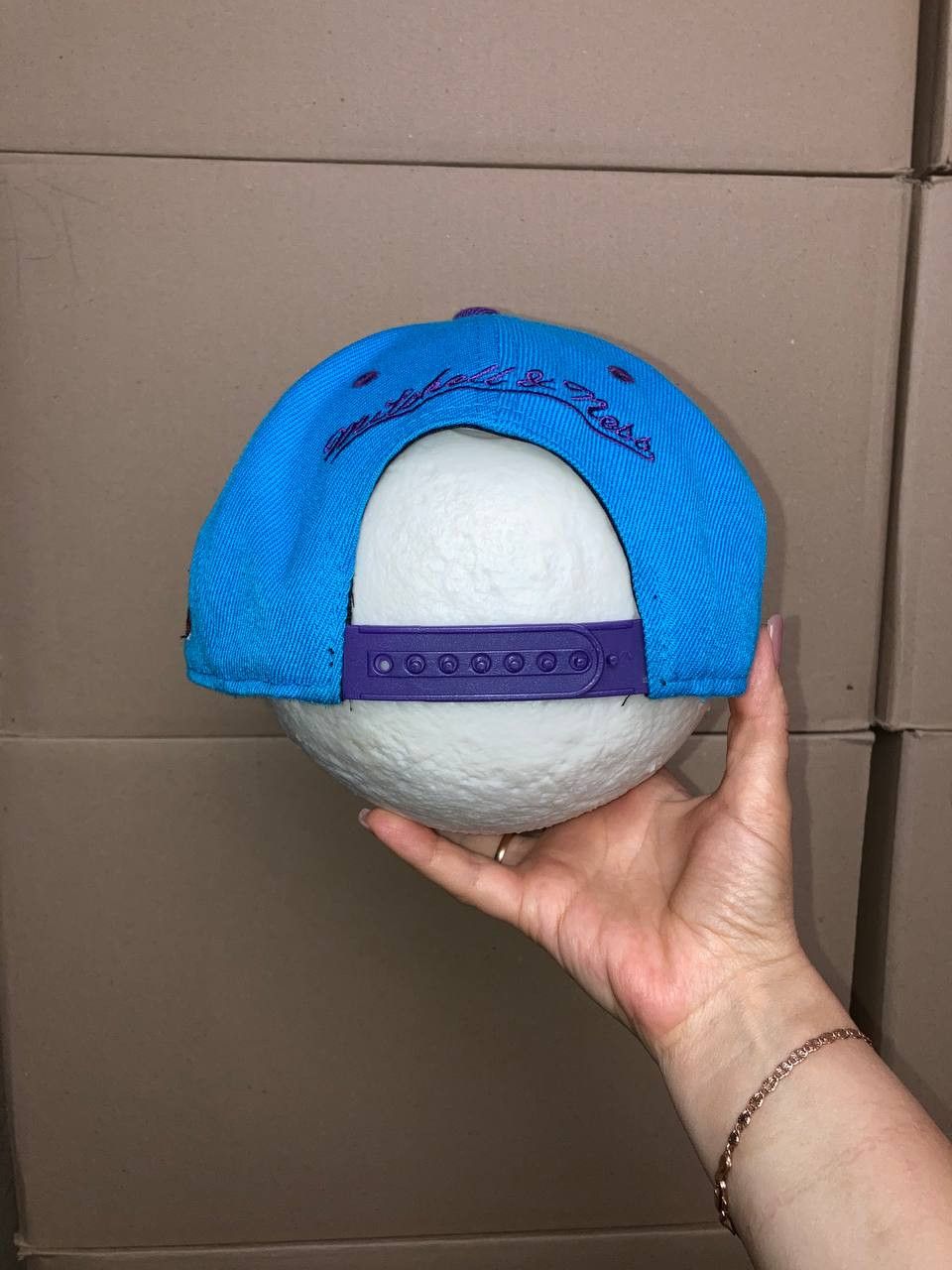 Mitchell & Ness VINTAGE CHARLOTTE HORNETS HAT CAP SNAP BACK NBA BASKETBALL Size ONE SIZE - 6 Thumbnail