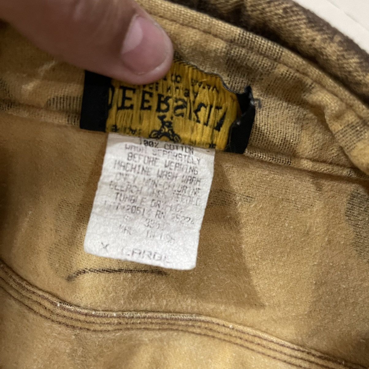 Vintage Vintage 90s Deerskin By Melton Shirt Co. Camo Button Jacket Size US XL / EU 56 / 4 - 12 Thumbnail