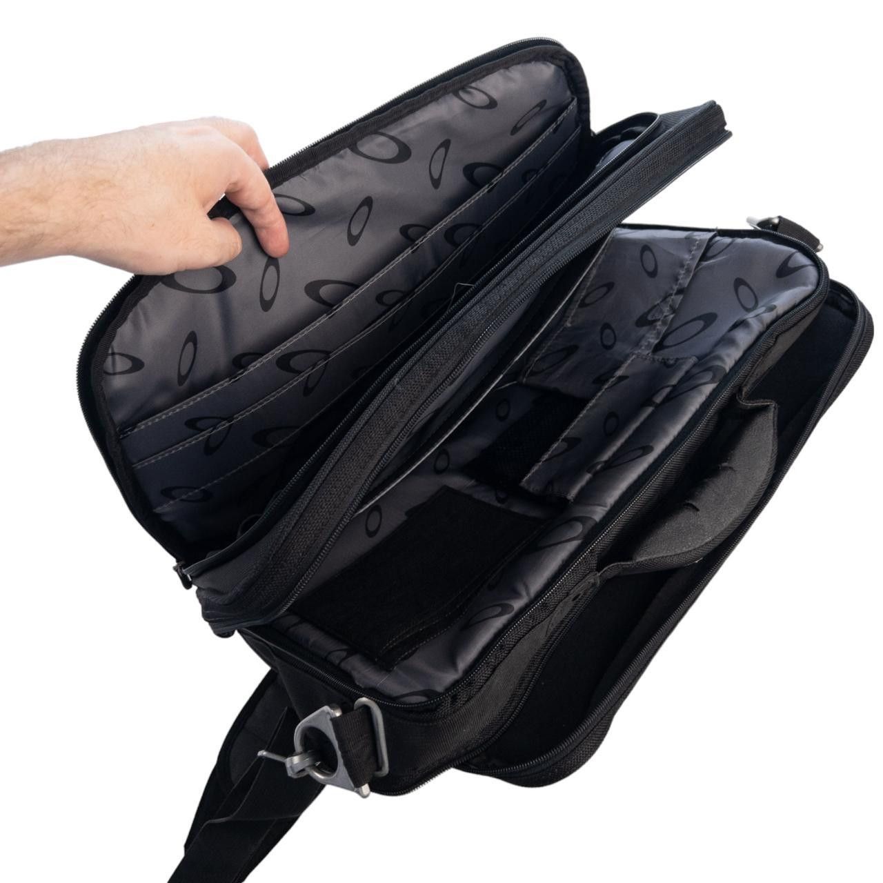 Oakley Vintage Oakley Laptop Bag Size ONE SIZE - 2 Thumbnail