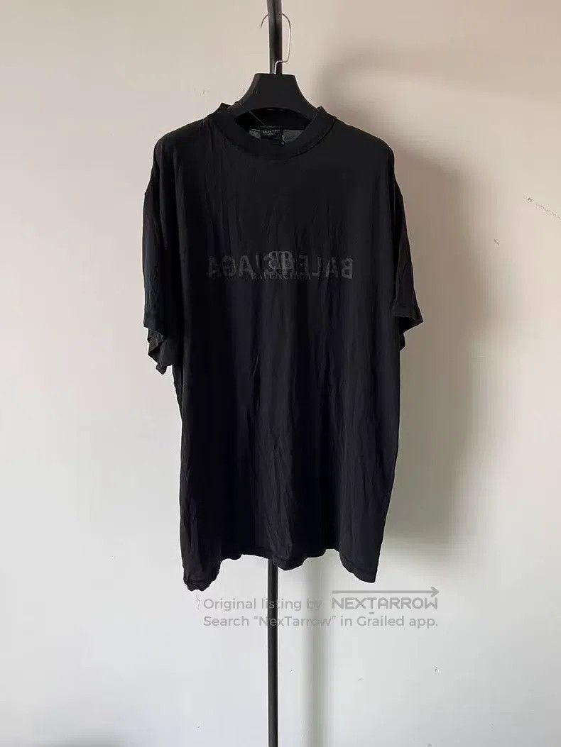 Balenciaga Balenciaga Letter Logo Printed Short Sleeve T-Shirt Size US M / EU 48-50 / 2 - 1 Thumbnail