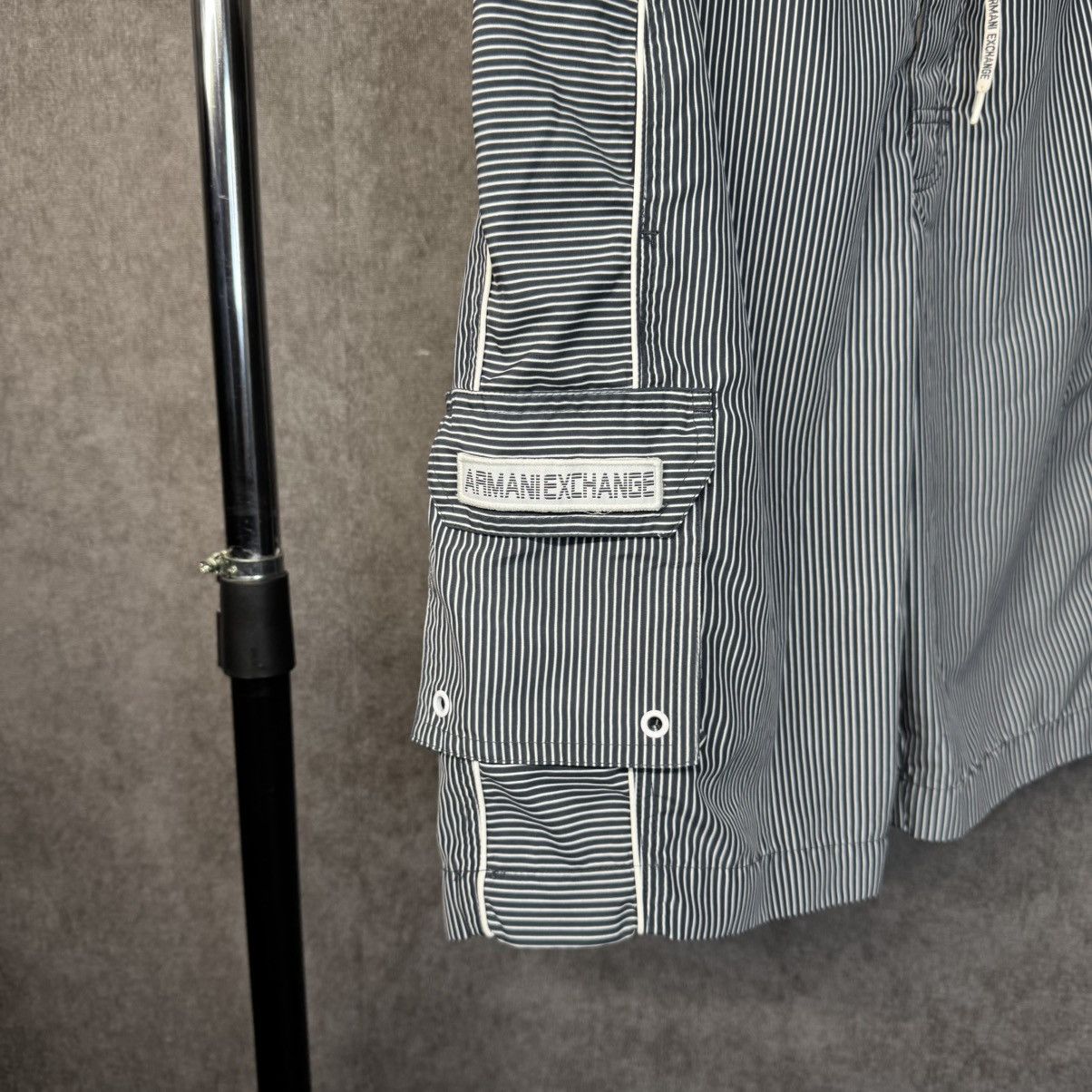 Armani Exchange Armani Exchange Cargo shorts stripe Size US 30 / EU 46 - 3 Thumbnail