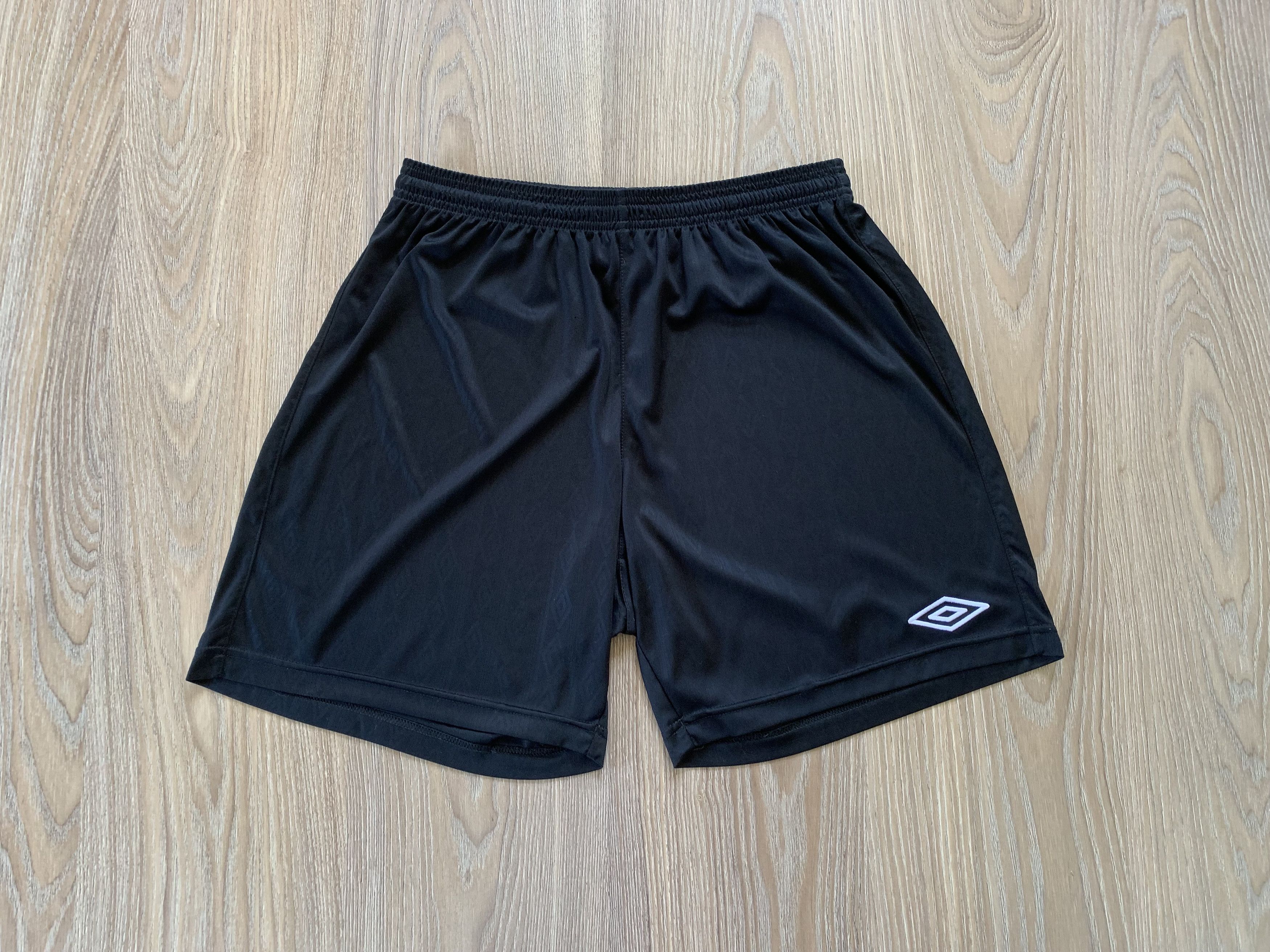 Umbro × Vintage Vintage Umbro Black Monograme Training Shorts Size US 33 - 2 Thumbnail