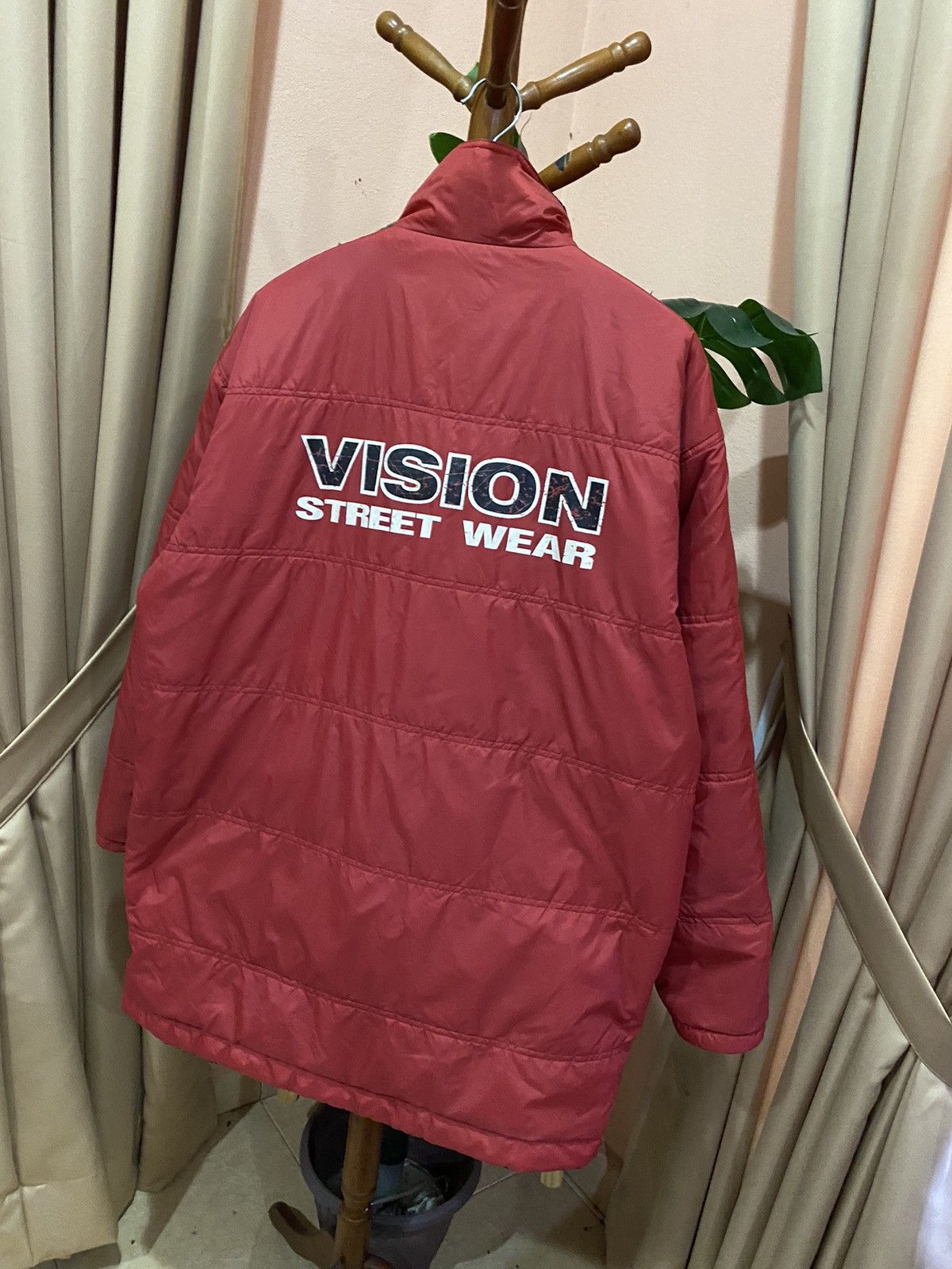 Vision Streetwear VINTAGE VISION STREETWEAR RED PUFFER QUILTED JACKET Size US L / EU 52-54 / 3 - 2 Thumbnail