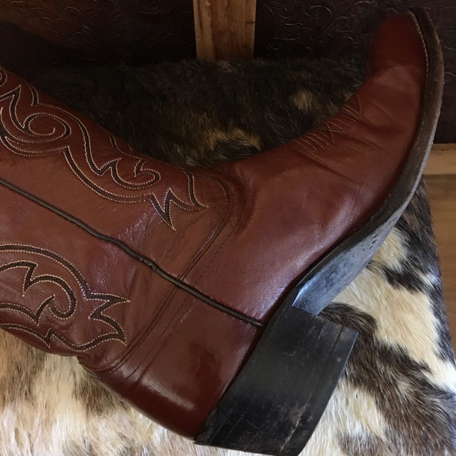 Dan Post Men’s Dan Post wine stitched leather western boots Size US 8.5 / EU 41-42 - 11 Thumbnail