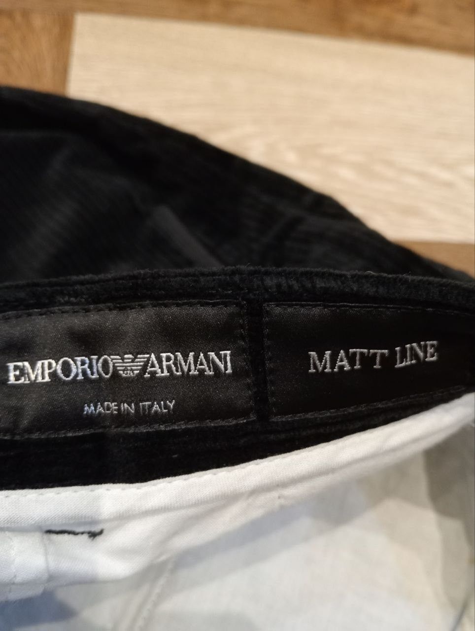 Emporio Armani EMPORIO ARMANI MATT LINE BLACK CORDUROY PANTS Size US 38 / EU 54 - 5 Thumbnail