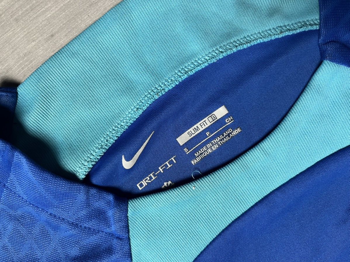 Nike ENGLAND NATIONAL TEAM TRAINING FOOTBALL SHIRT JERSEY 2022/23 Size US S / EU 44-46 / 1 - 4 Thumbnail