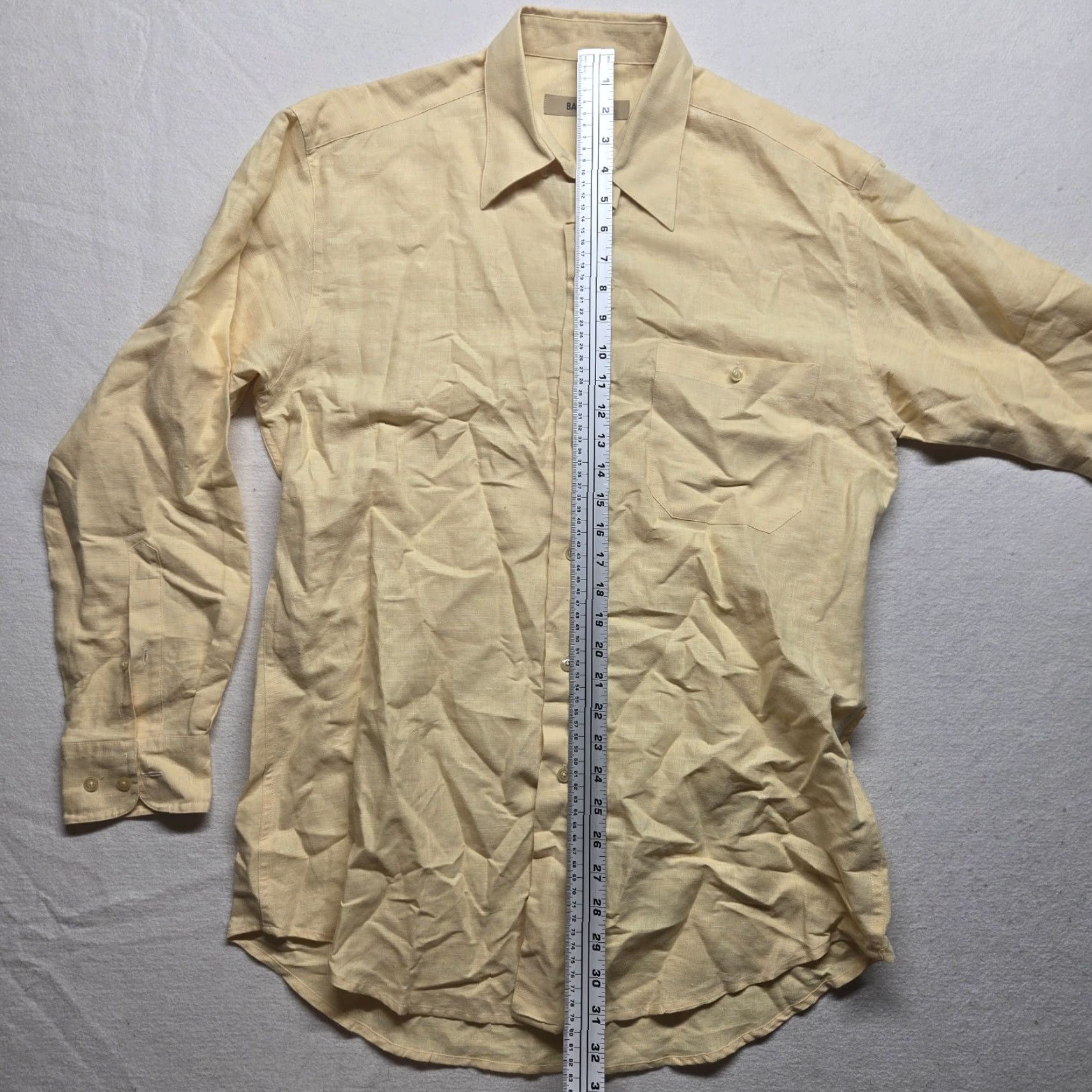 Vintage BACHRACH Shirt Adult Medium 15.5 Yellow Solid Dress Shirt, Button Up, 100% Cotton, Mens, 15.5 Neck, Barrel Cuff, Regular Fit, Office Workwear Size US M / EU 48-50 / 2 - 6 Thumbnail