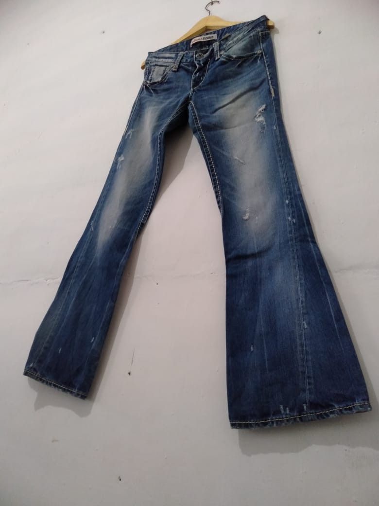 If Six Was Nine × Japanese Brand × Le Grande Bleu (L.G.B.) Denim Buckaaro Distrassed lgb style Size US 31 - 3 Thumbnail