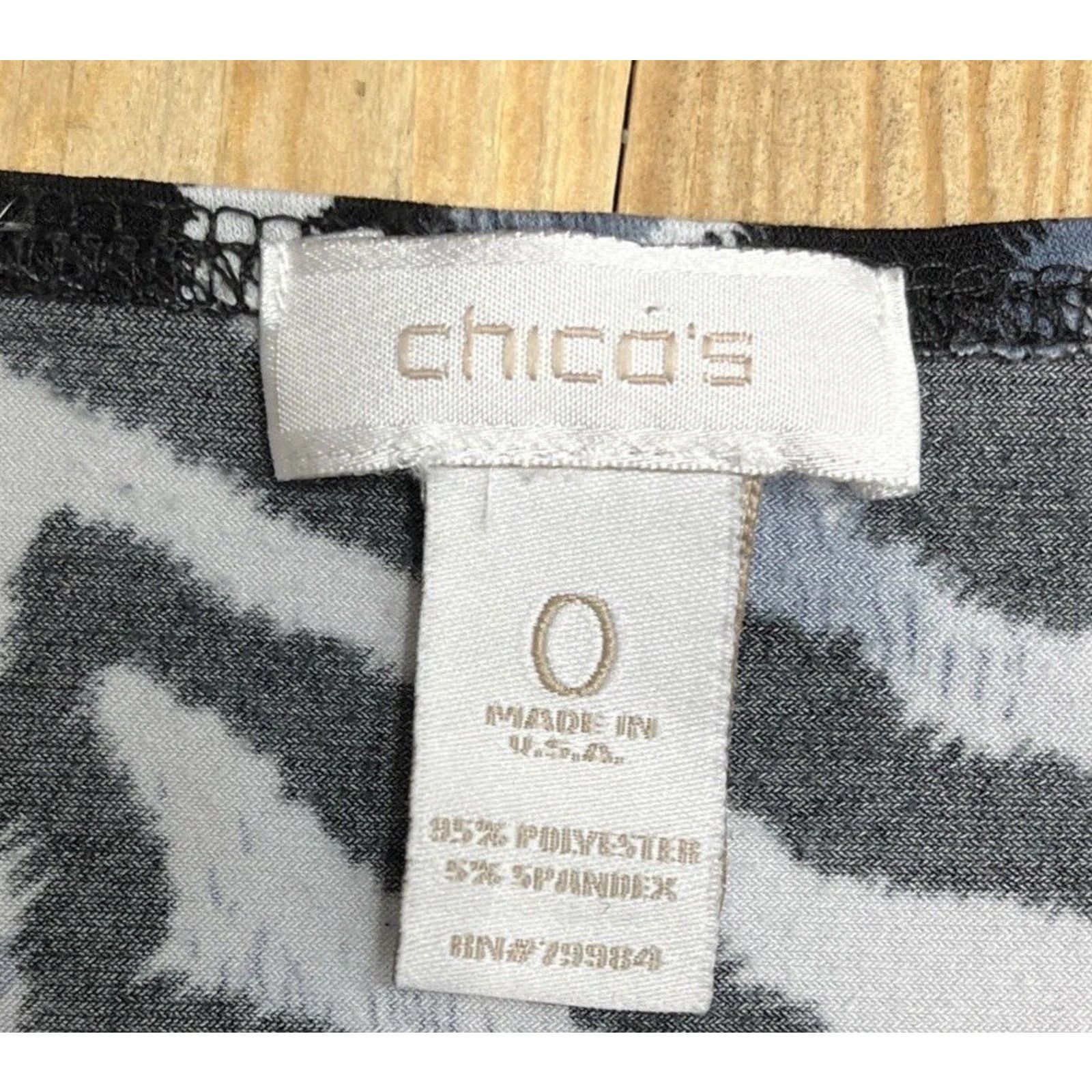 Chicos Chico's Zebra Striped Asymmetrical 3/4 Sleeve Top sz 0 Size S / US 4 / IT 40 - 6 Thumbnail