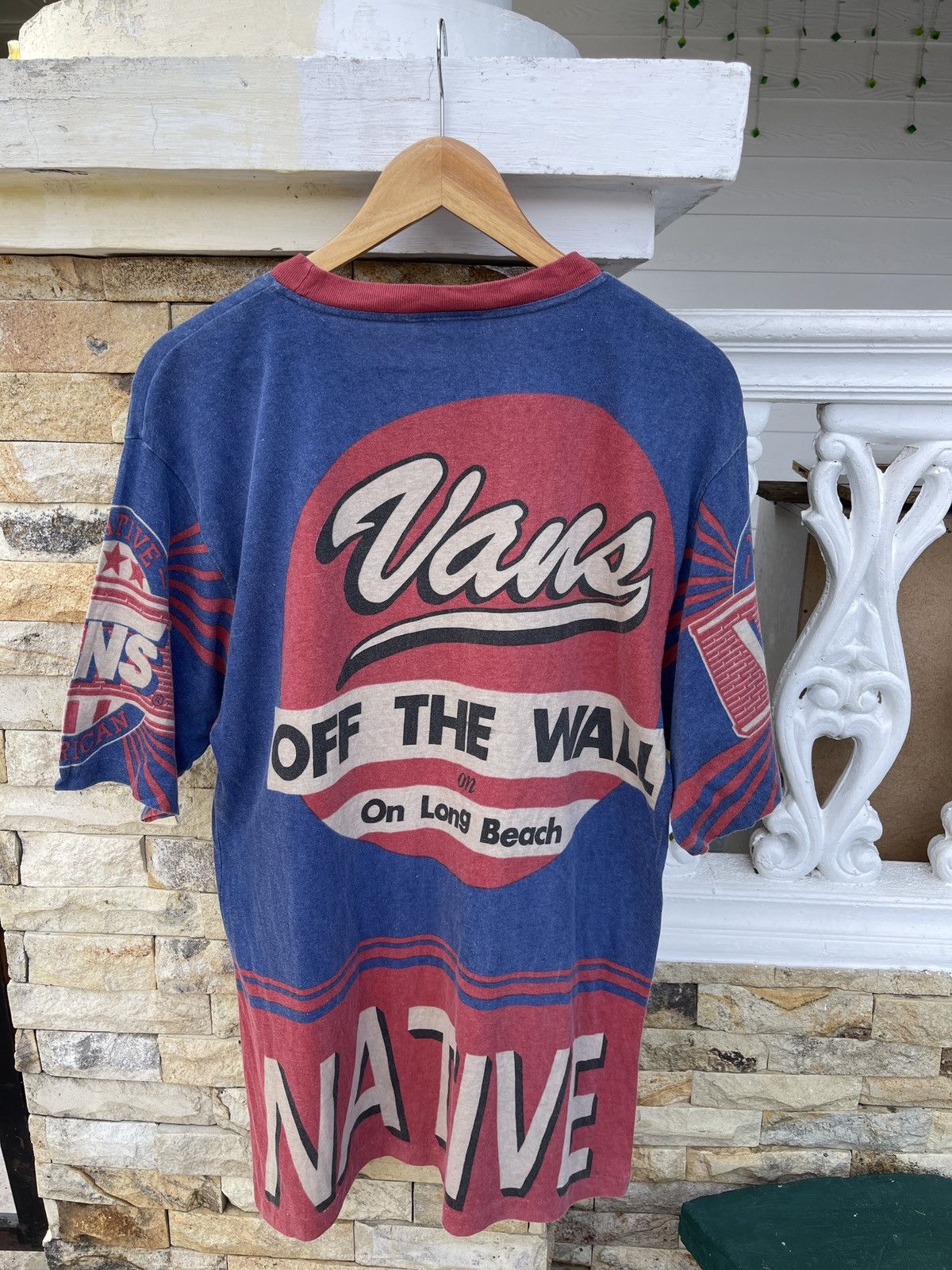 Vans × Vintage Last Drop🔥Rare🔥Vtg90s VANS Off The Wall Native Overprint Tee Size US L / EU 52-54 / 3 - 2 Thumbnail
