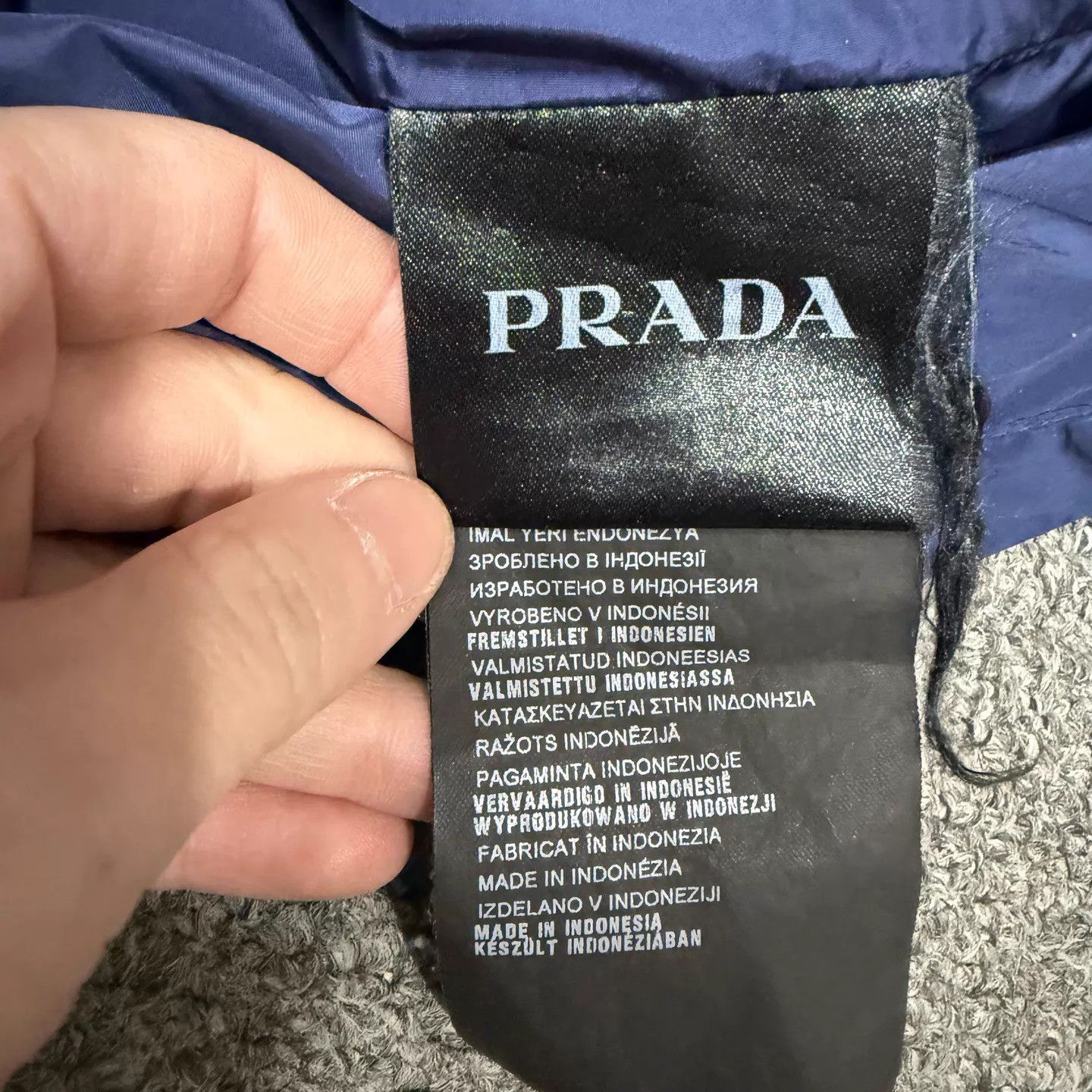 Prada Prada Navy Blue Triangle Logo Nylon Jacket XL 95 New Size XL / US 12-14 / IT 48-50 - 4 Thumbnail