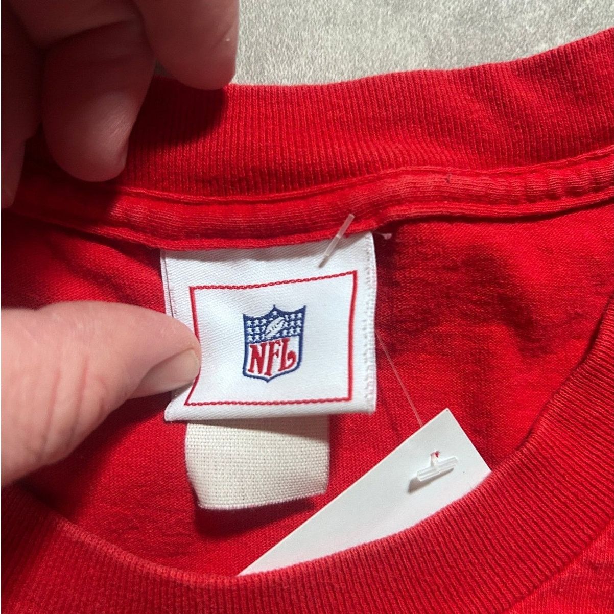 NFL 2000s Vintage Kansas City Chiefs Touchdown Red Shirt Size L Size US L / EU 52-54 / 3 - 4 Thumbnail