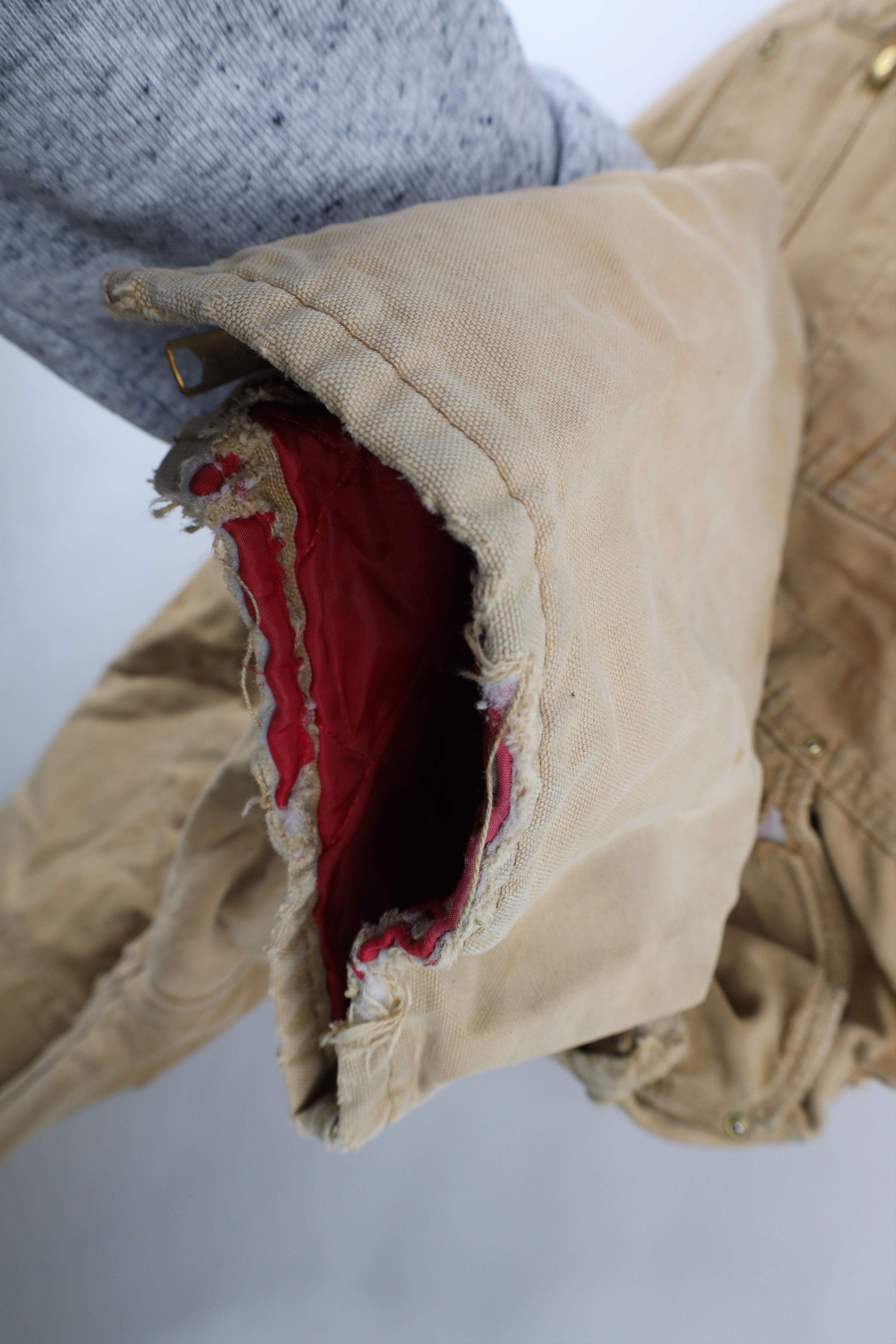 Carhartt × Vintage Vintage 90s Carhartt Thrashed Quilted Double Knee Overalls Size US 36 / EU 52 - 9 Thumbnail