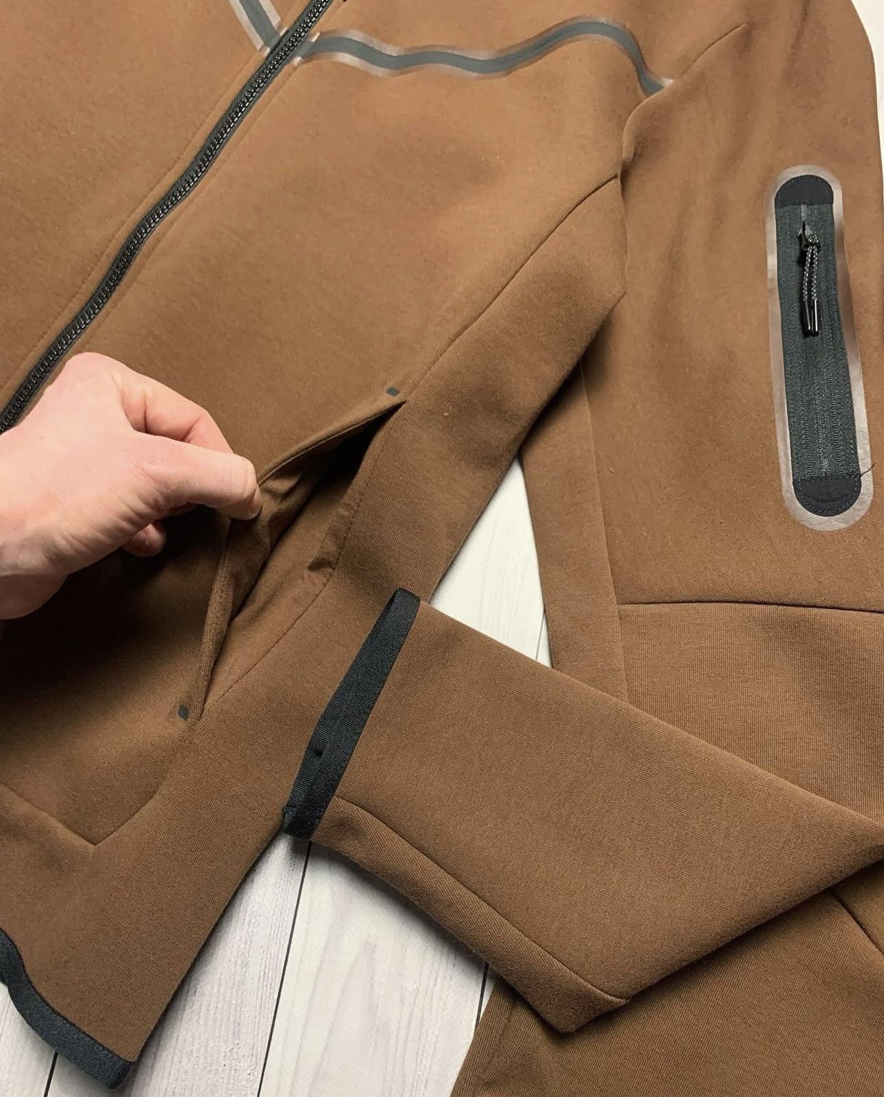 Nike Nike Tech fleece track suit drill brown size L Size US L / EU 52-54 / 3 - 5 Thumbnail