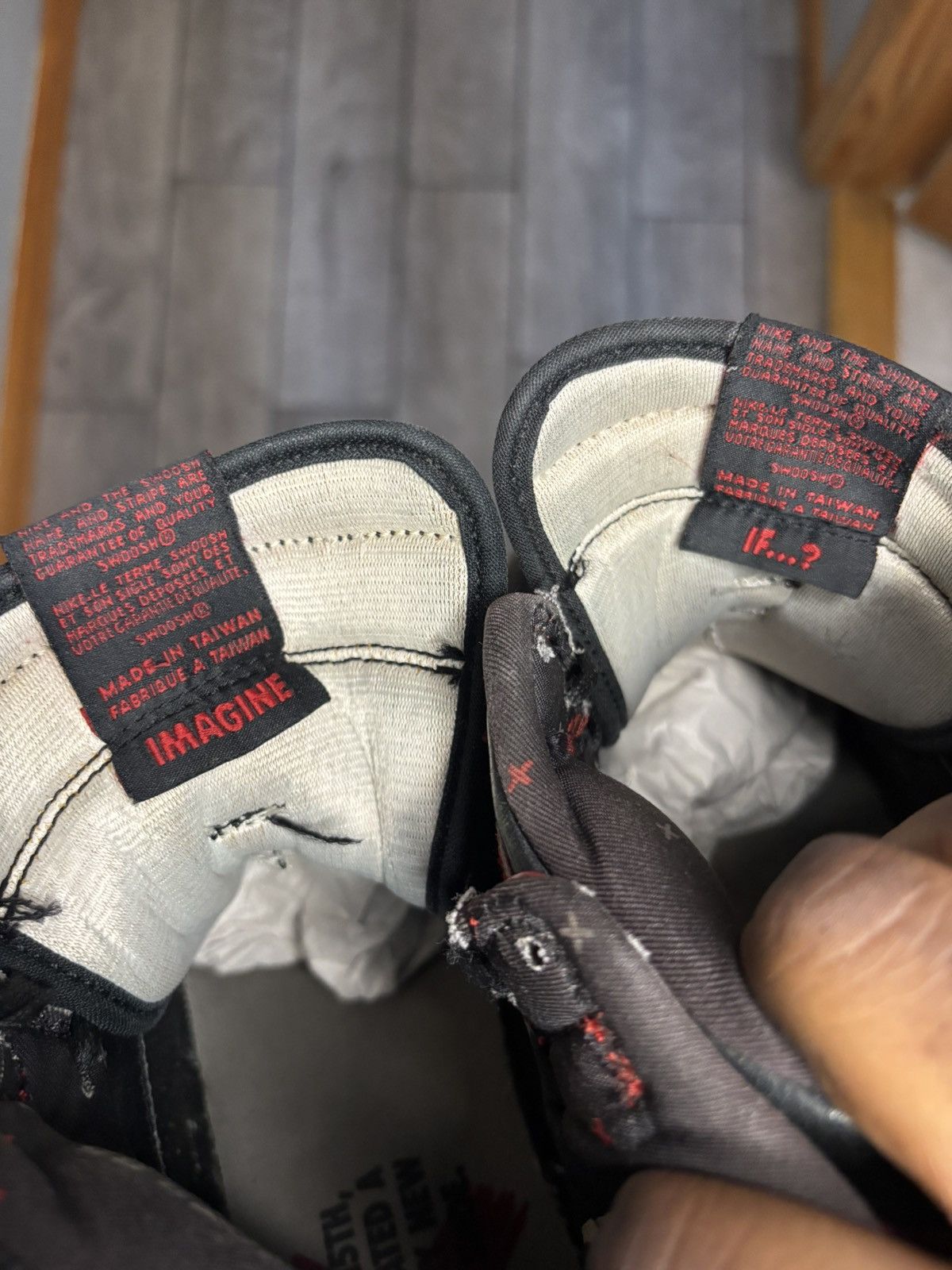 Jordan Brand 2011 Air Jordan 1 Retro High Banned Size US 10.5 / EU 43-44 - 8 Thumbnail