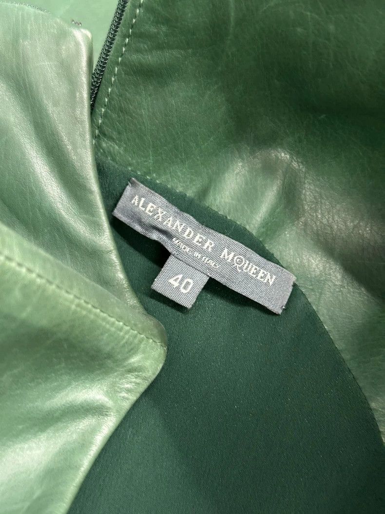 Alexander McQueen Alexander Mcqueen Green cowhide sleeveless dress Size S / US 4 / IT 40 - 4 Thumbnail