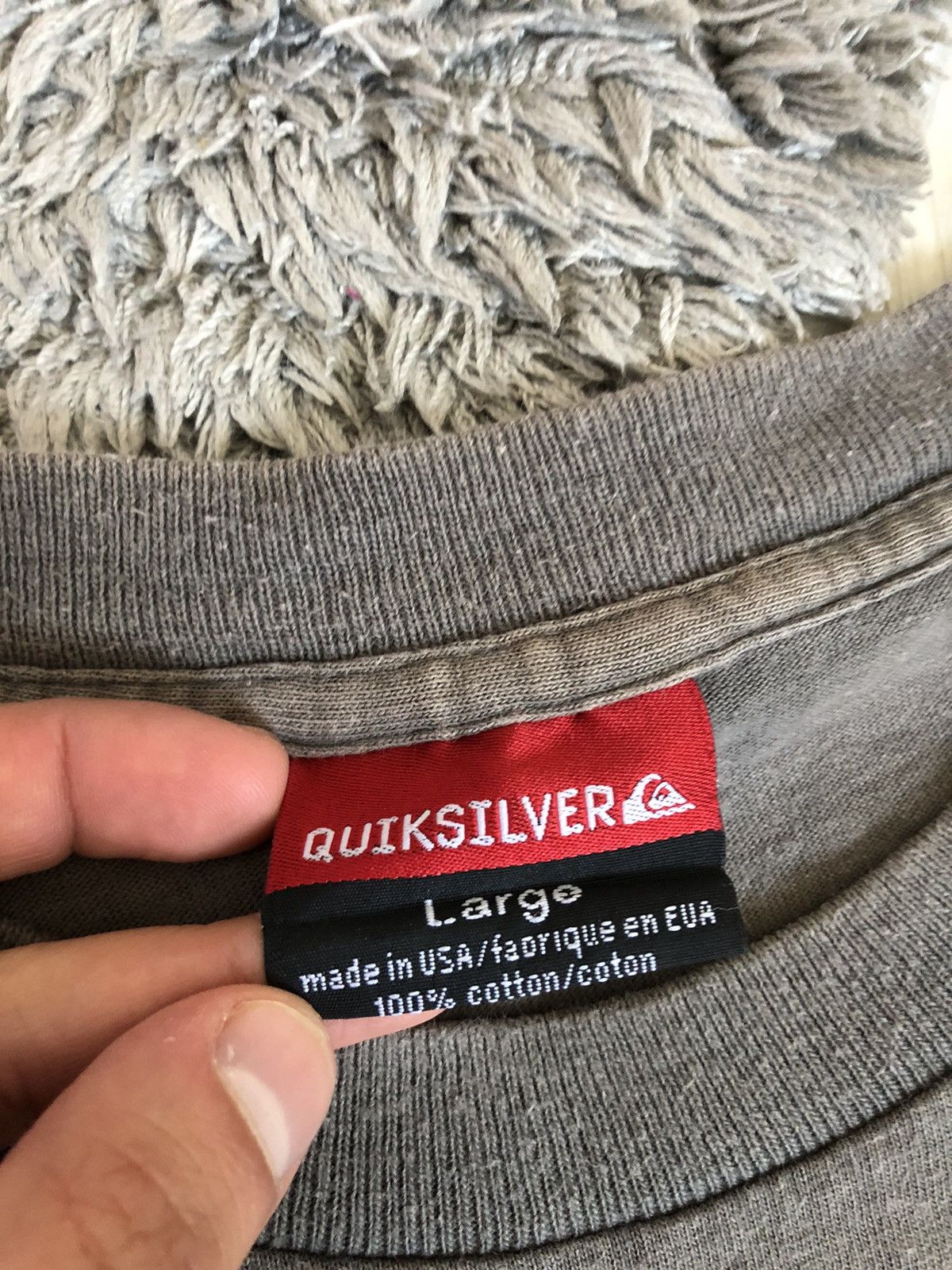 Quiksilver × Vintage Vintage Quiksilver Y2K Faded Big Logo T Shirt Made in USA Size US L / EU 52-54 / 3 - 7 Thumbnail