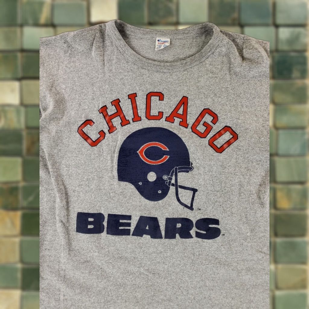 Champion VINTAGE Champion Chicago Bears T Shirt Heavyweight 80s Single Stitch Mens XL Gray Bears Champion Mens XL Shirt Size US XL / EU 56 / 4 - 1 Thumbnail