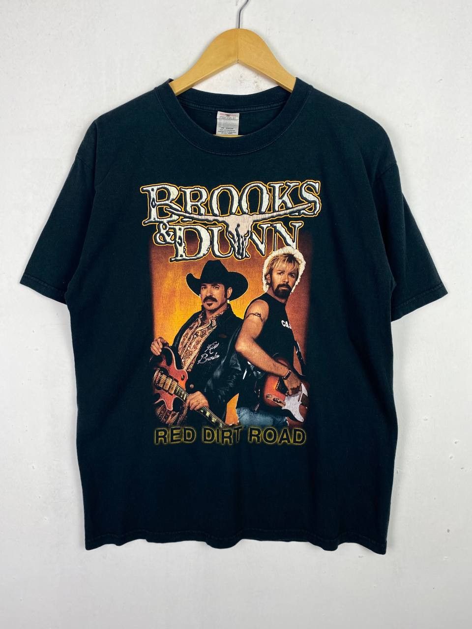 Band Tees vintage brooks and dunn tour tee nice design Size US M / EU 48-50 / 2 - 1 Thumbnail