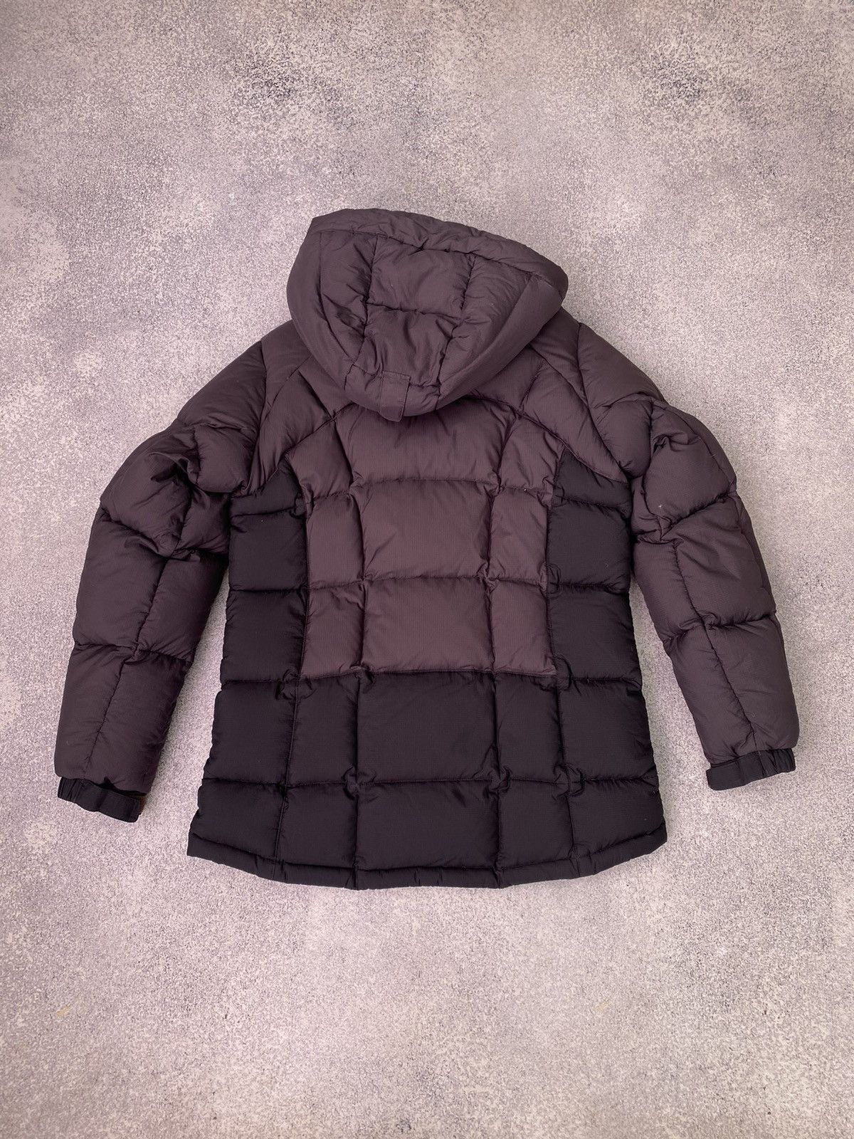 Montbell × Vintage Vintage Montbell Puffer Bordeaux Jacket Size US M / EU 48-50 / 2 - 17 Thumbnail