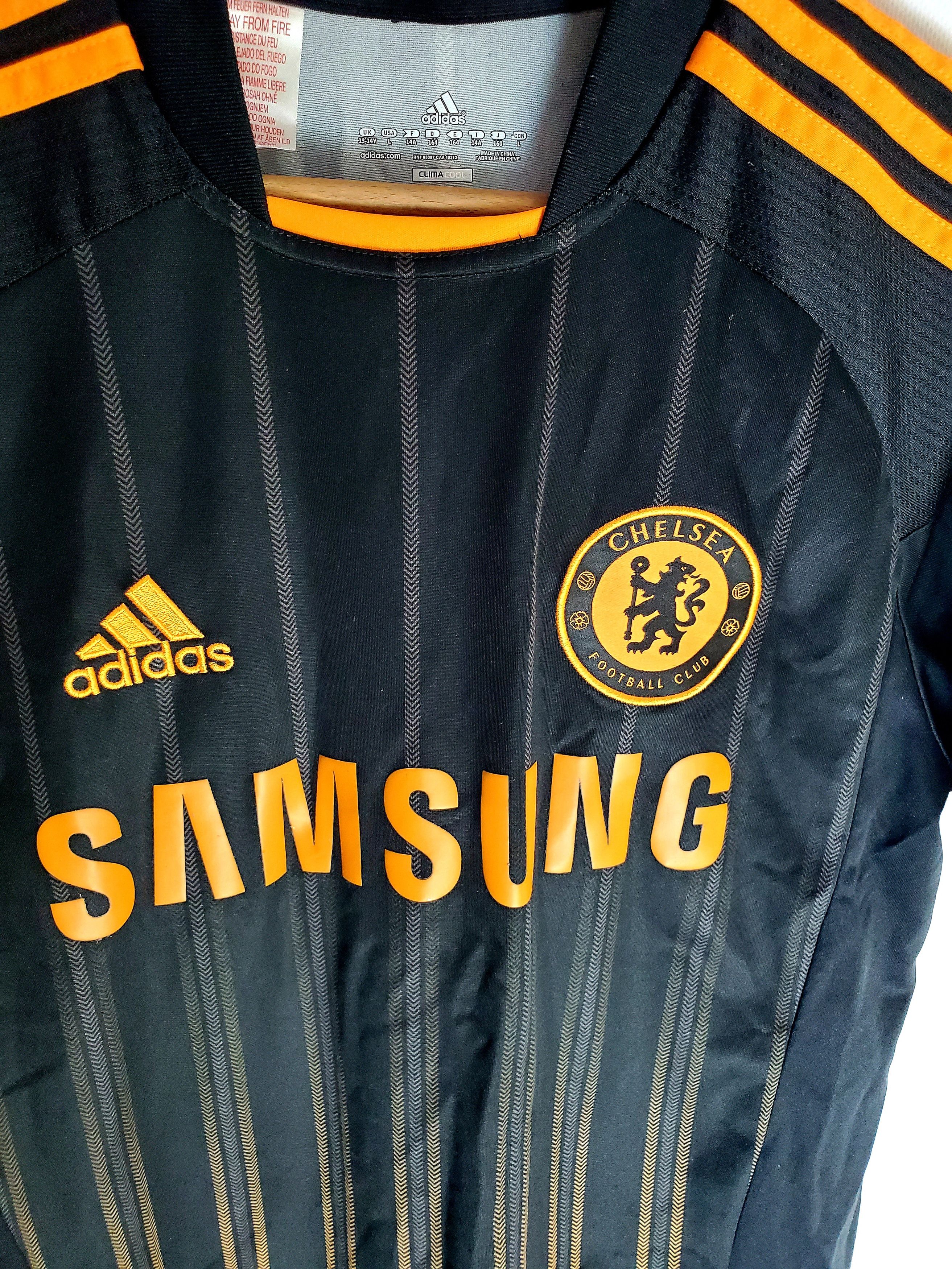 Adidas × Chelsea Soccer CHELSEA 2010-11 JERSEY SOCCER SIZE L BOYS 13-14 YEARS Size US XS / EU 42 / 0 - 2 Thumbnail