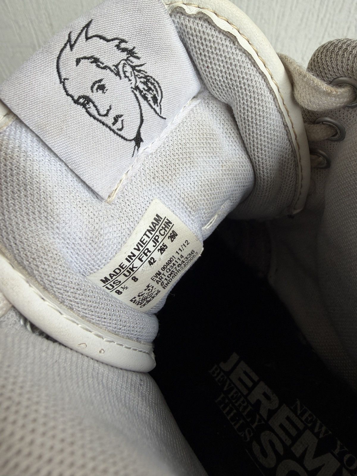 Adidas × Jeremy Scott js letters sneakers Size US 9 / EU 42 - 22 Thumbnail