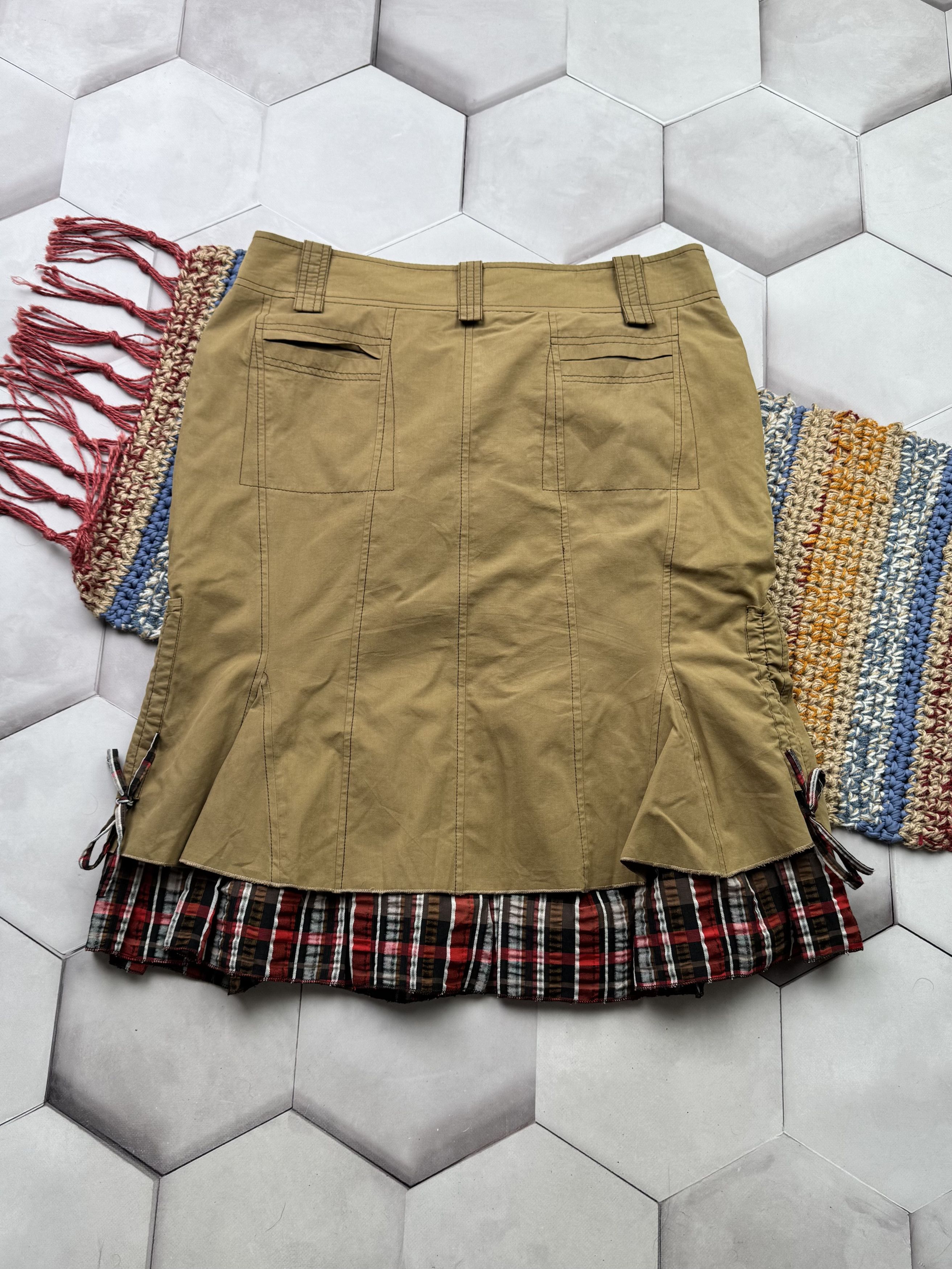 Japanese Brand Vintage Bondage Skirt (E4) Size 32" / US 10 / IT 46 - 5 Thumbnail