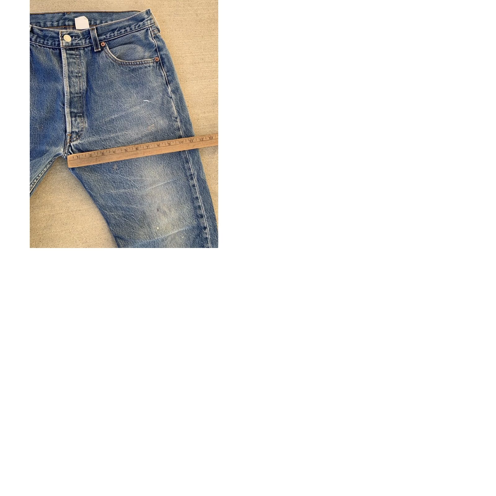 Levi's VINTAGE Levi's 501 Jeans Blue Cotton 34 in Waist 29.5 Inseam 36 Mens Regular Paint Fade 100% Cotton Button Fly Size US 36 / EU 52 - 12 Thumbnail