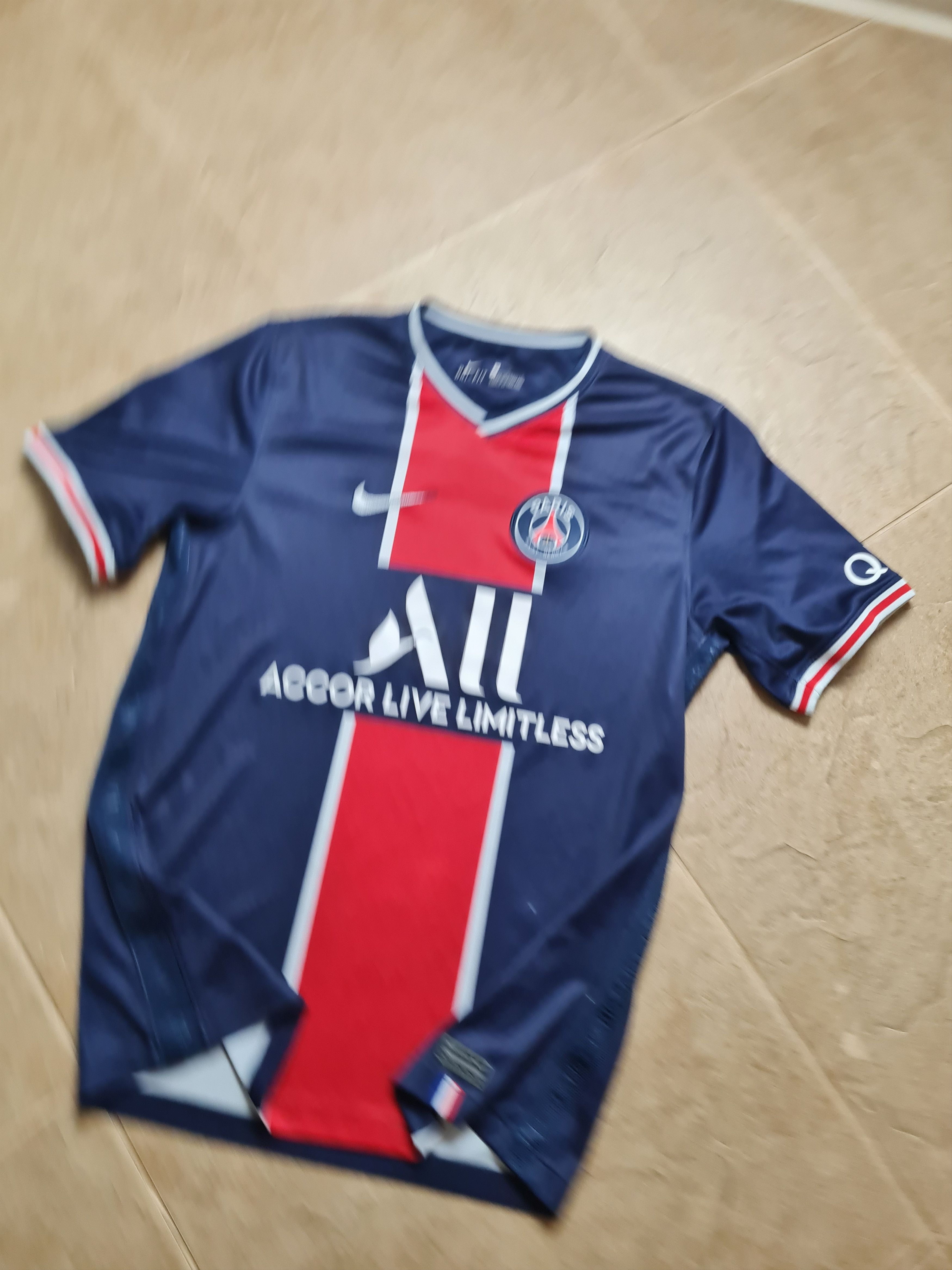 Nike JERSEY NIKE PARIS SAINT-GERMAIN 2020/21 HOME SHIRT PSG Size US M / EU 48-50 / 2 - 4 Thumbnail