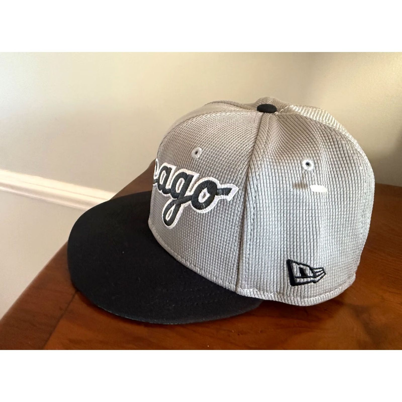 New Era New Era Chicago White Sox 59FIFTY Fitted Hat Cap 95th Year Side Patch 7 1/4 Gray Sky Blue/Royal Blue 2T/Grey UV Mens Adults Hats Size ONE SIZE - 2 Thumbnail